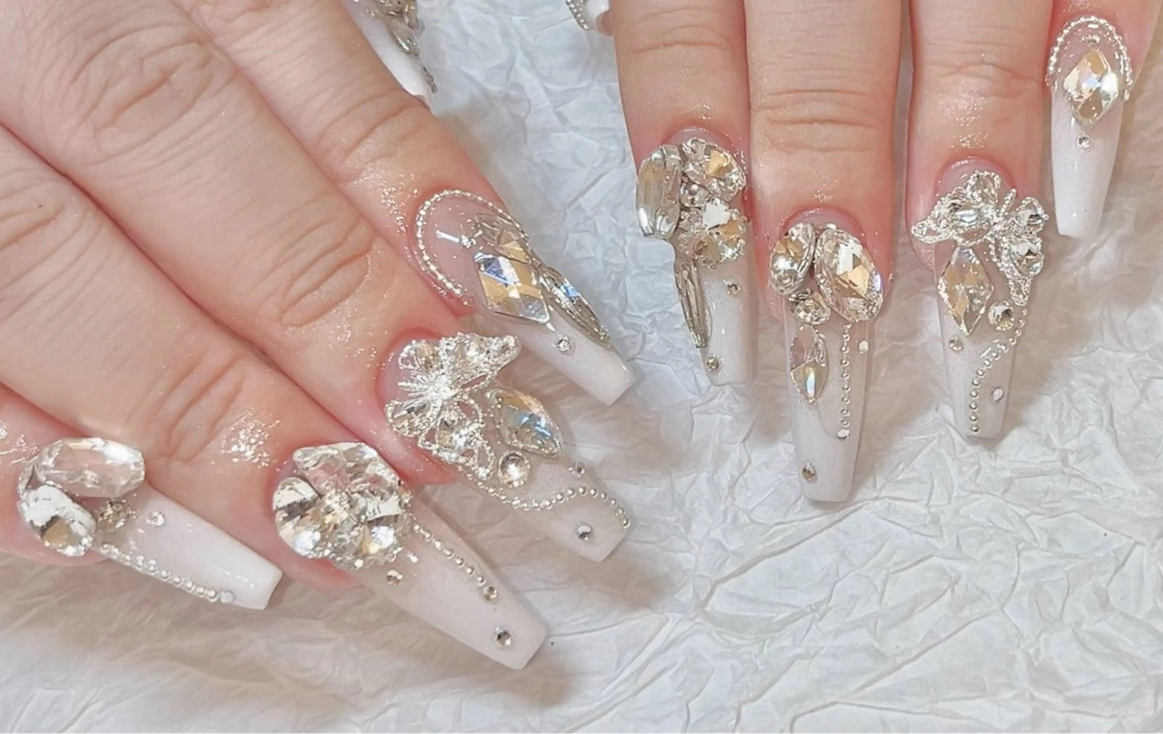 ロング 🖤スカルプ専門店 新宿・MR🖤のネイルデザイン