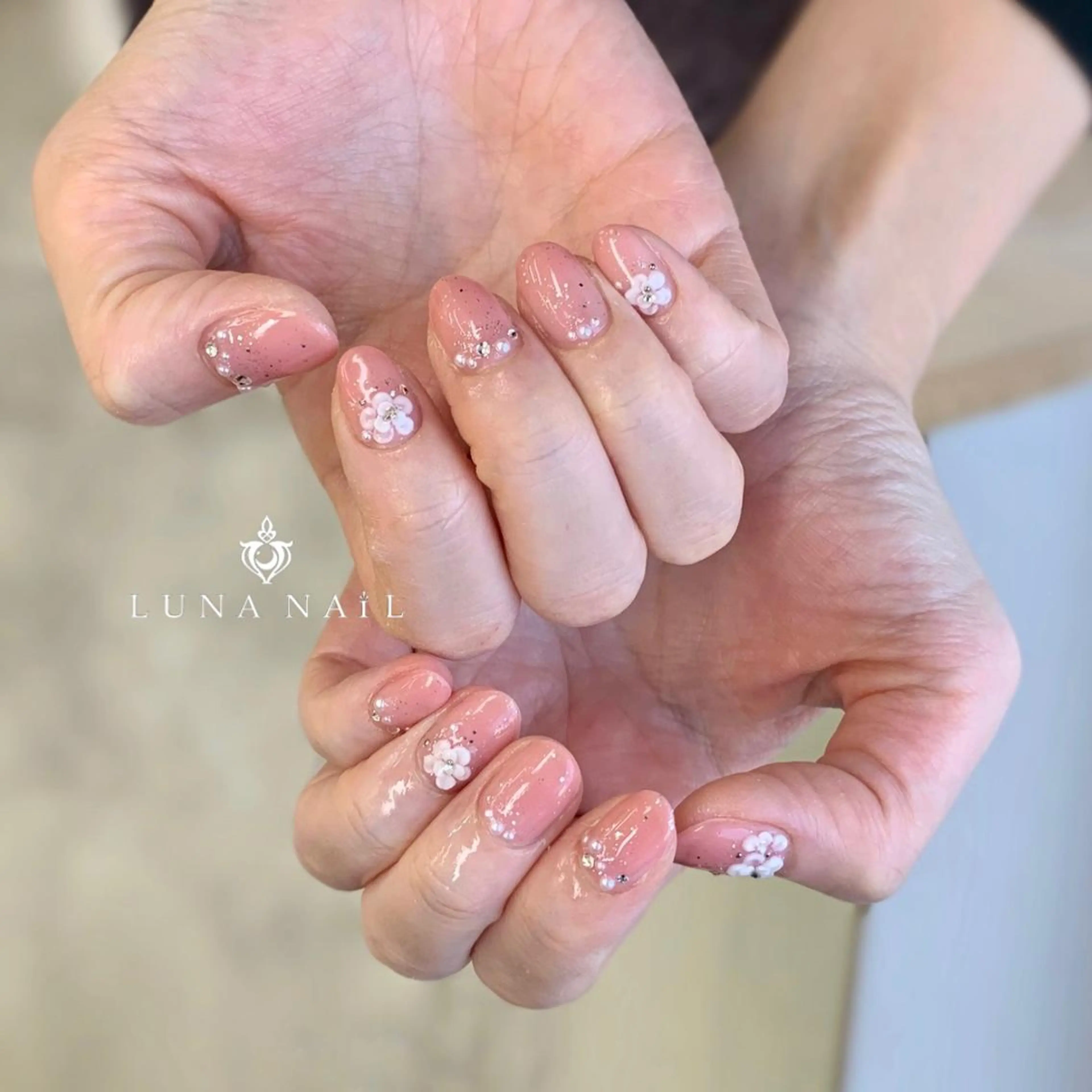 ネイル フラワーネイル ハンドネイル アトリエ　ミモザ所属・いまむら あかりのネイルデザイン