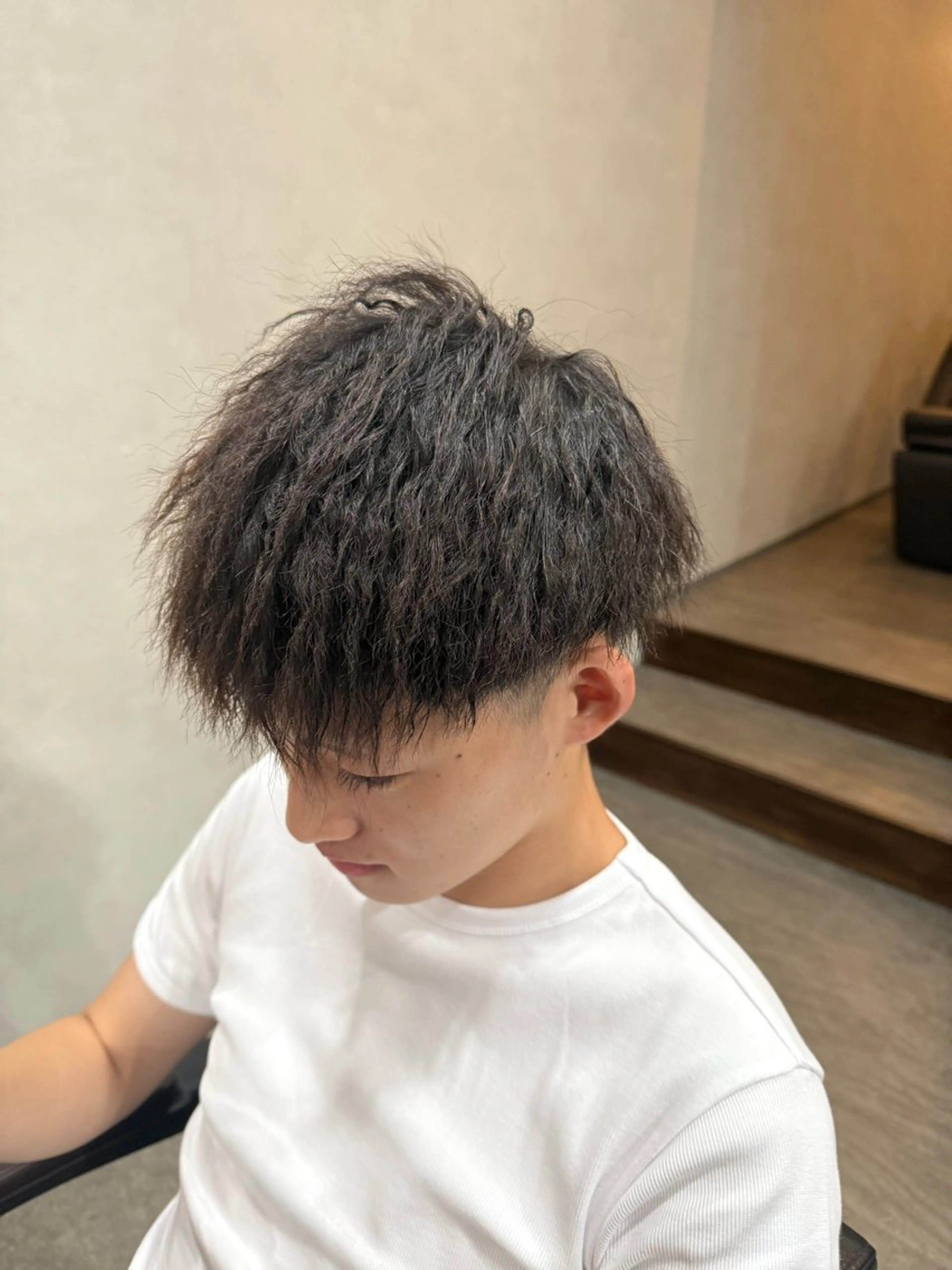 ショート カラー パーマ 山田 聖也のヘアスタイル
