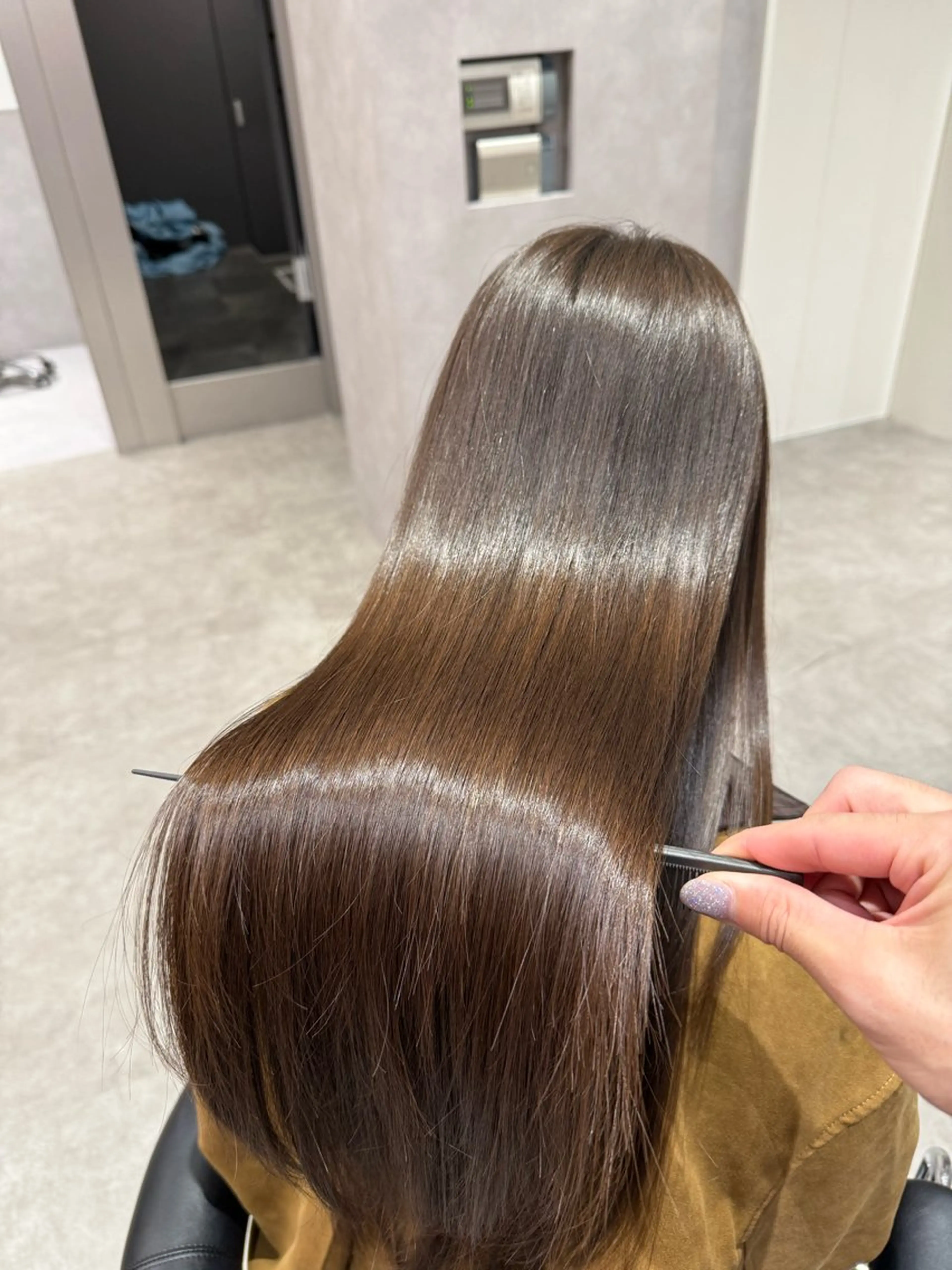 ロング カラー パーマ ヘアアレンジ 髪質改善 縮毛矯正 ヘアカラー 縮毛矯正 トリートメント 縮毛矯正/髪質改善/ ブリーチ毛/木元渓太のヘアスタイル