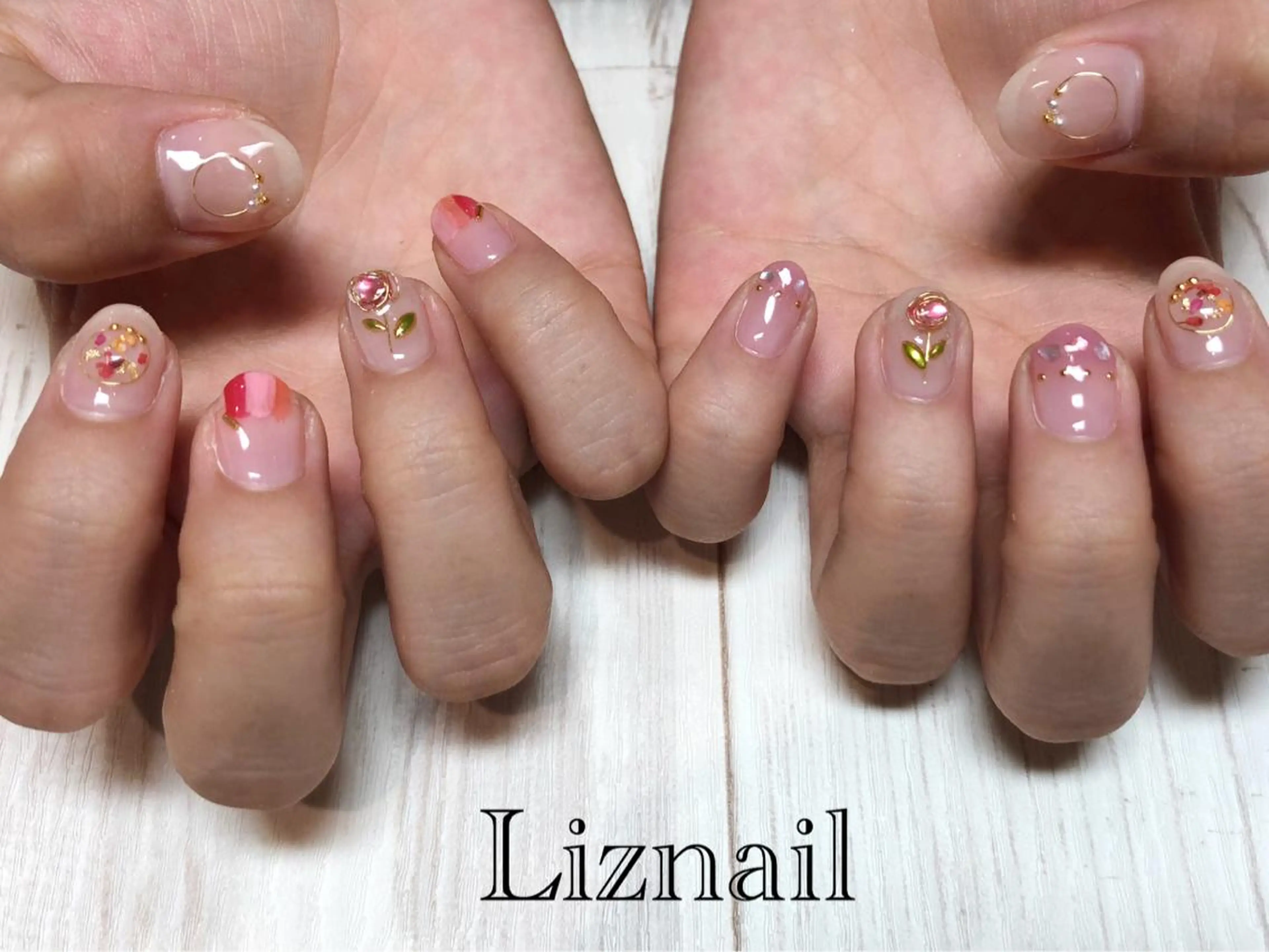 ネイル Rawr / saoriのネイルデザイン