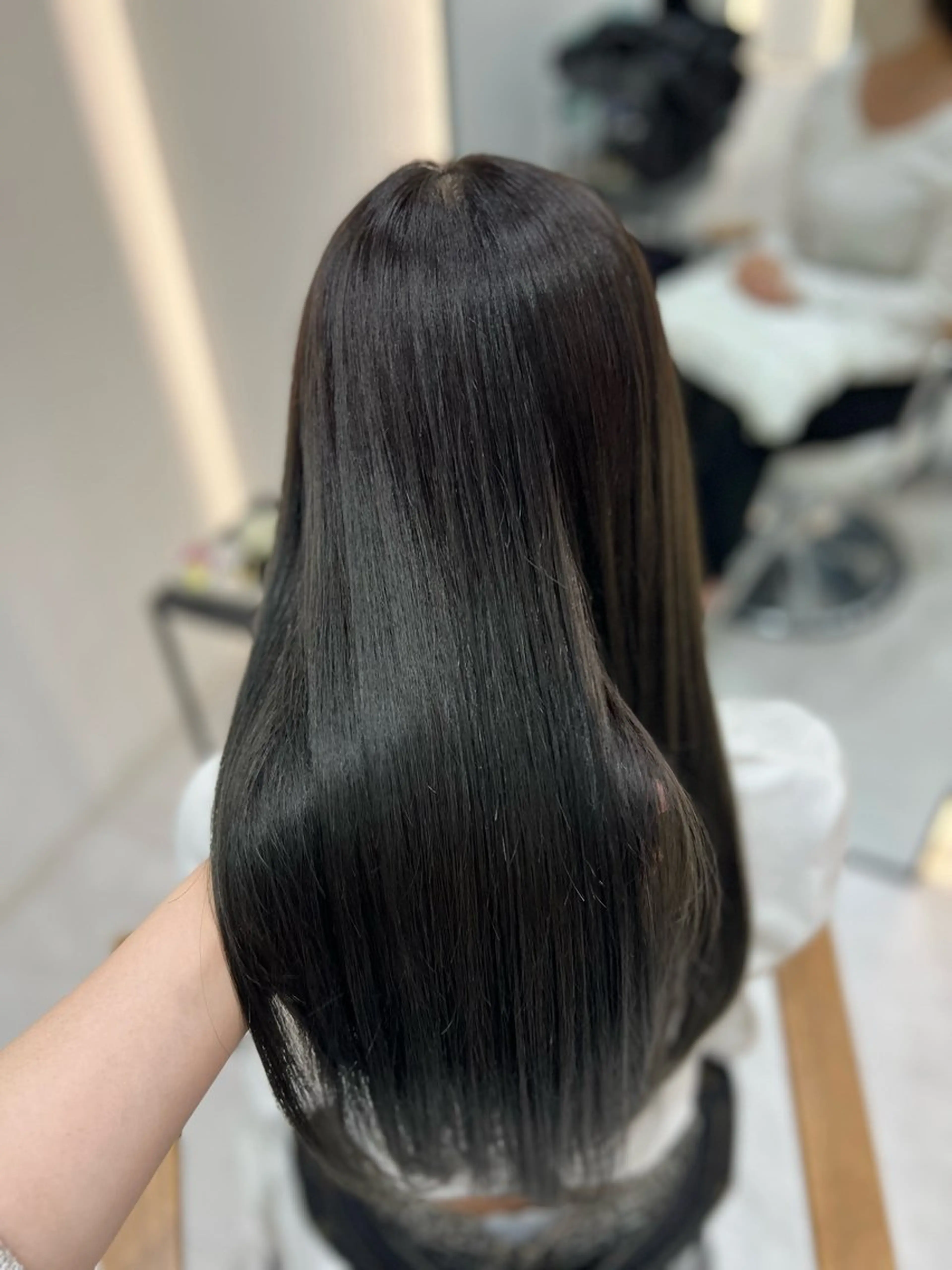 ロング カラー Zina aimiのヘアスタイル