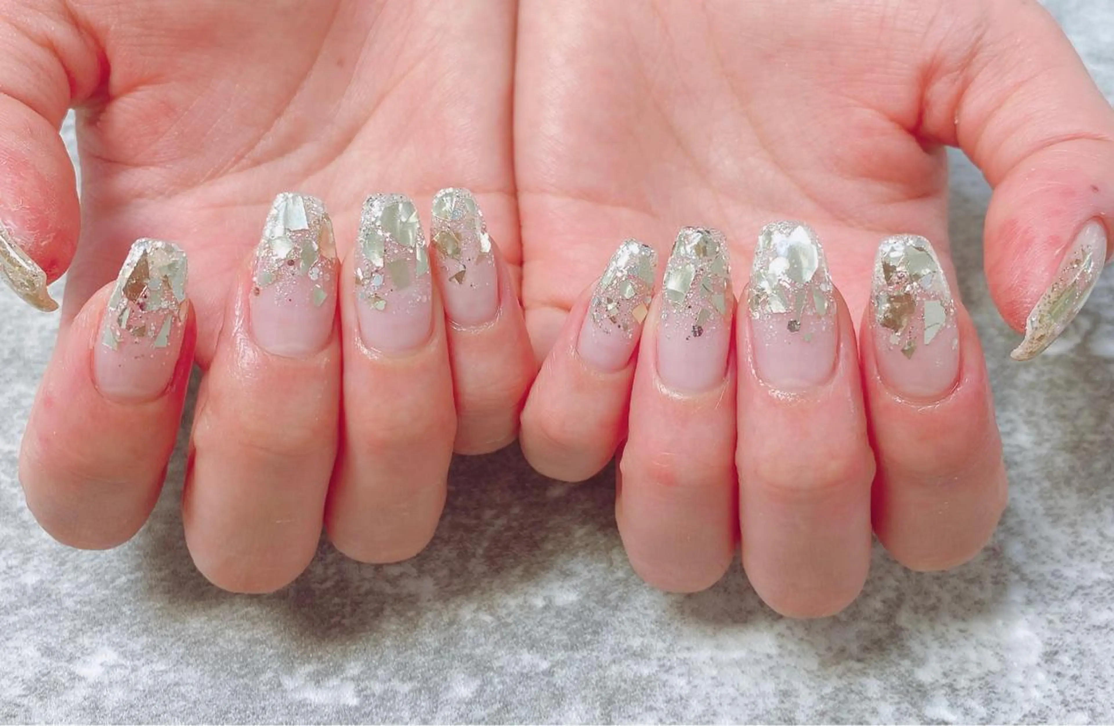 ネイル フレンチネイル ガラスフレンチ ハンドネイル Riz nailのネイルデザイン