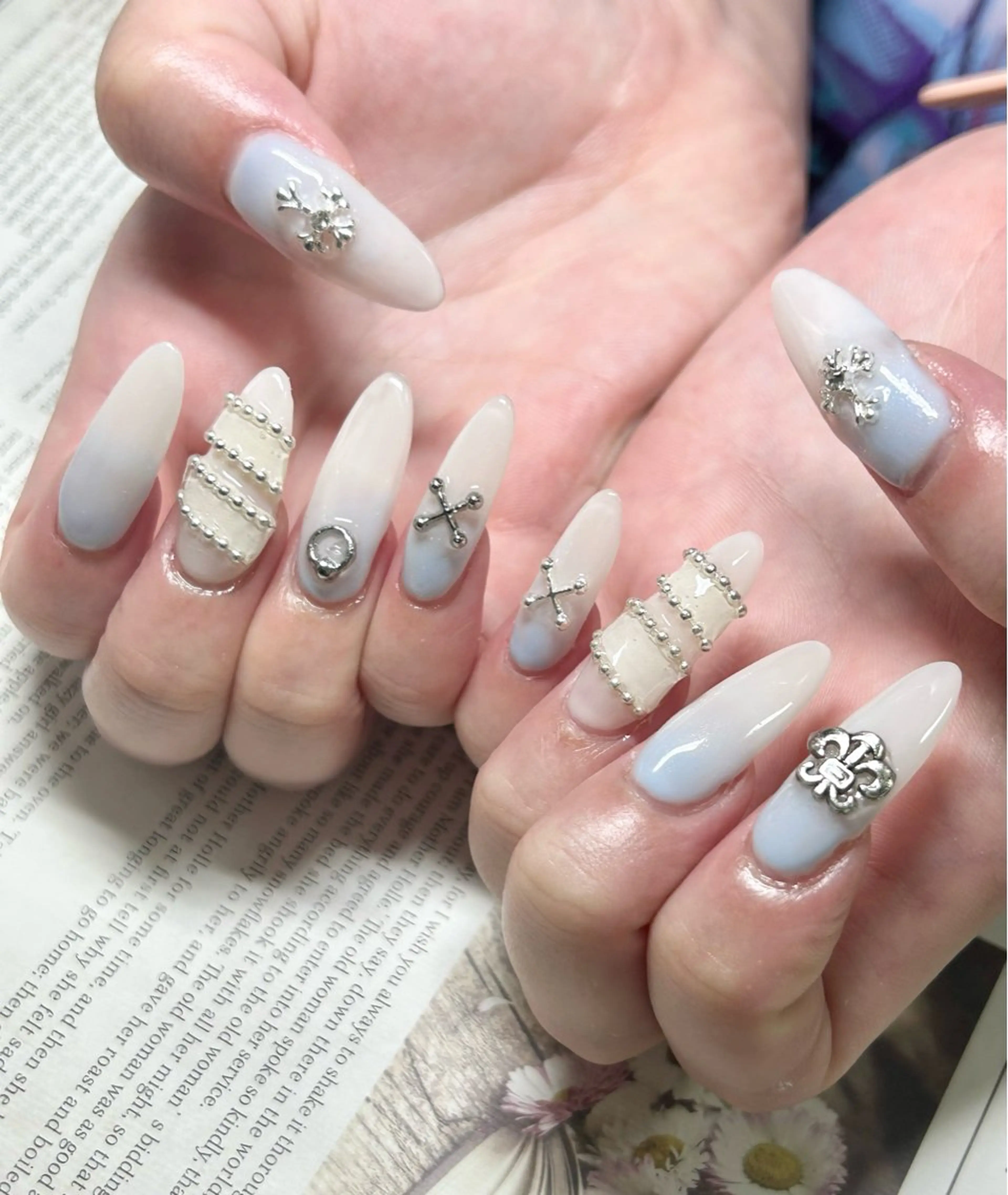 ネイル ハンドネイル コウ ヨウのネイルデザイン