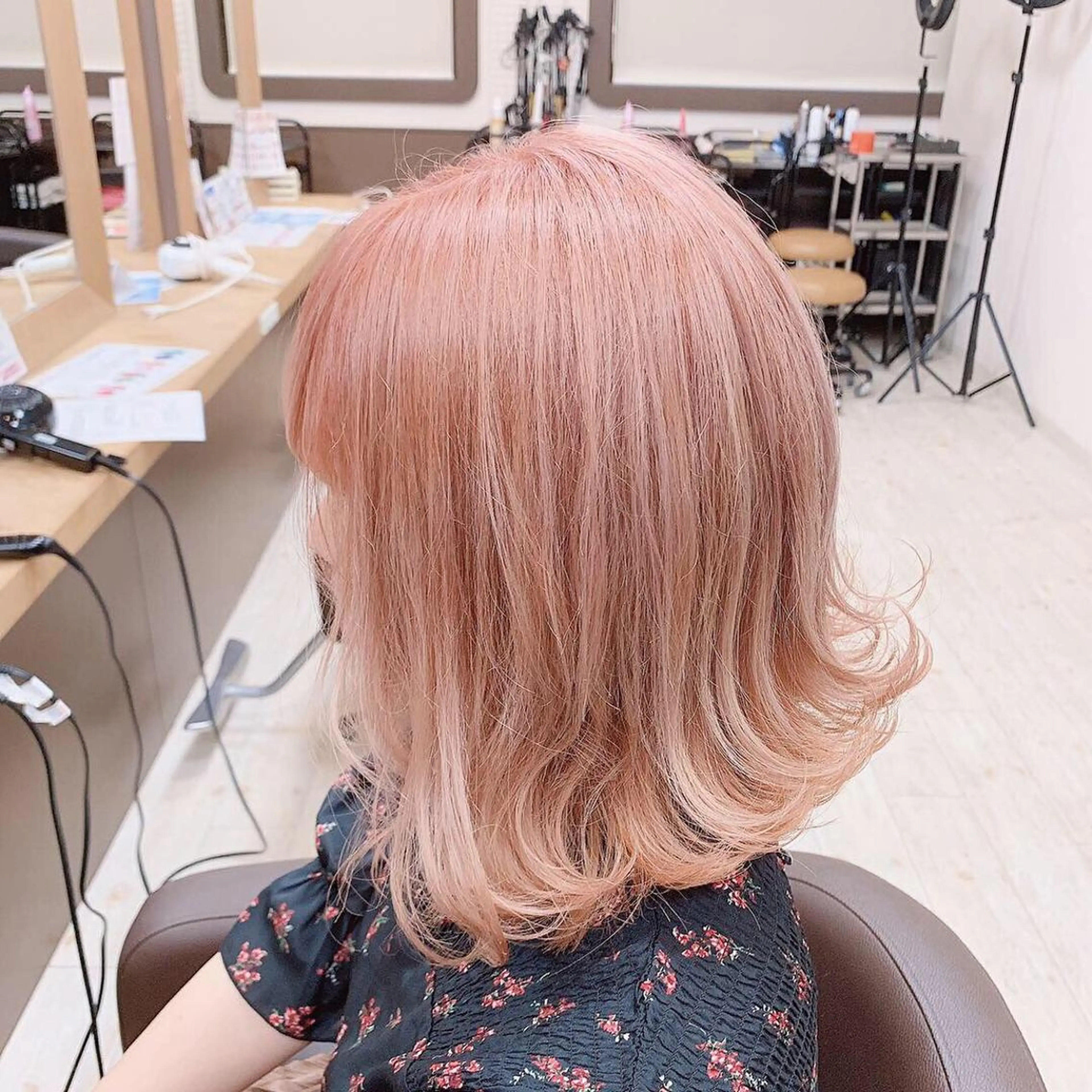 ミディアム カラー ブリーチ Lien 深井店のヘアスタイル