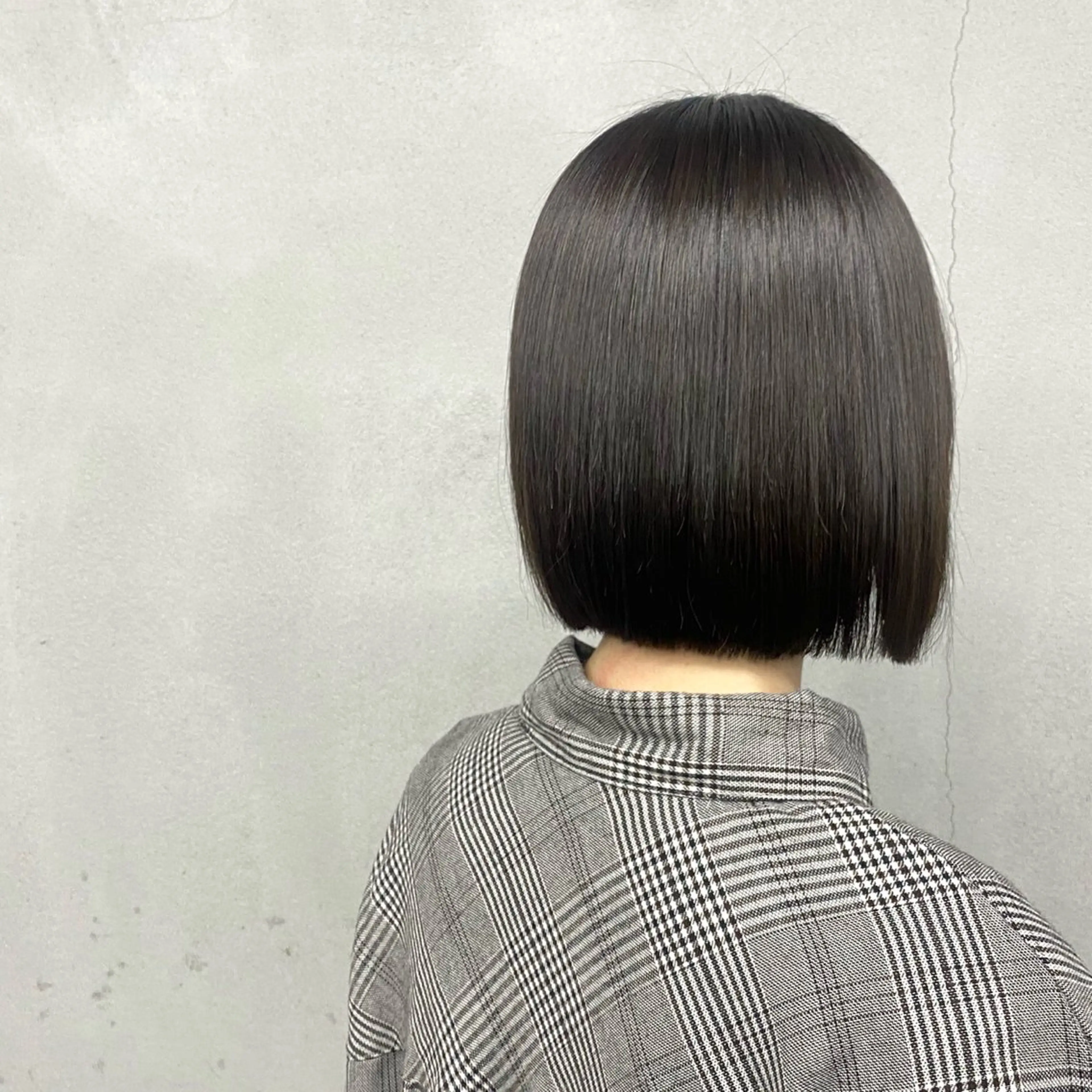 ショート 切りっぱなしボブ ボブ 縮毛矯正 カット 縮毛矯正 トリートメント #tag 佐藤璃美のヘアスタイル