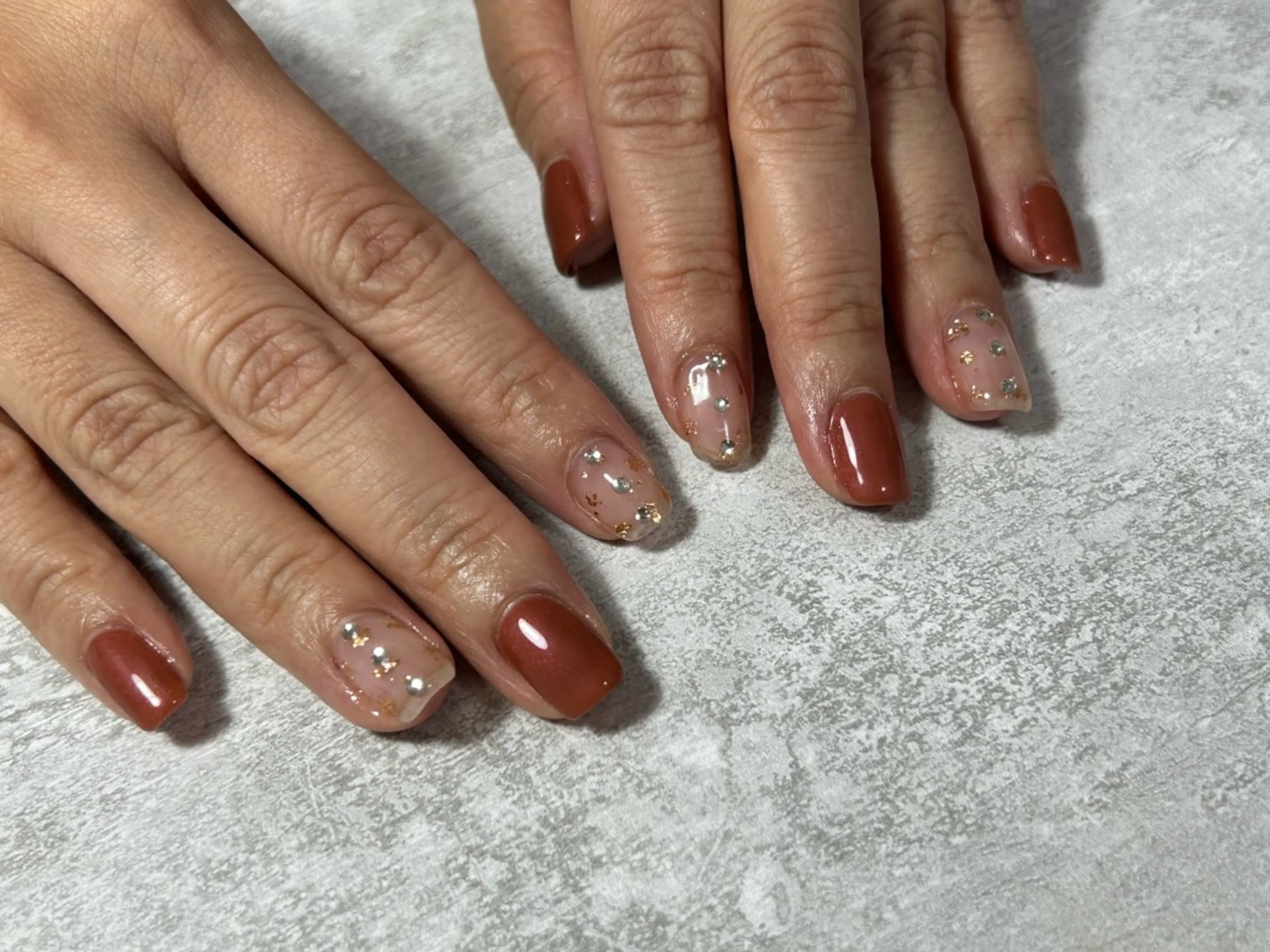 ネイル オーロラネイル フットネイル フレンチネイル ジェルネイル マグネットネイル mogunail &blowのネイルデザイン