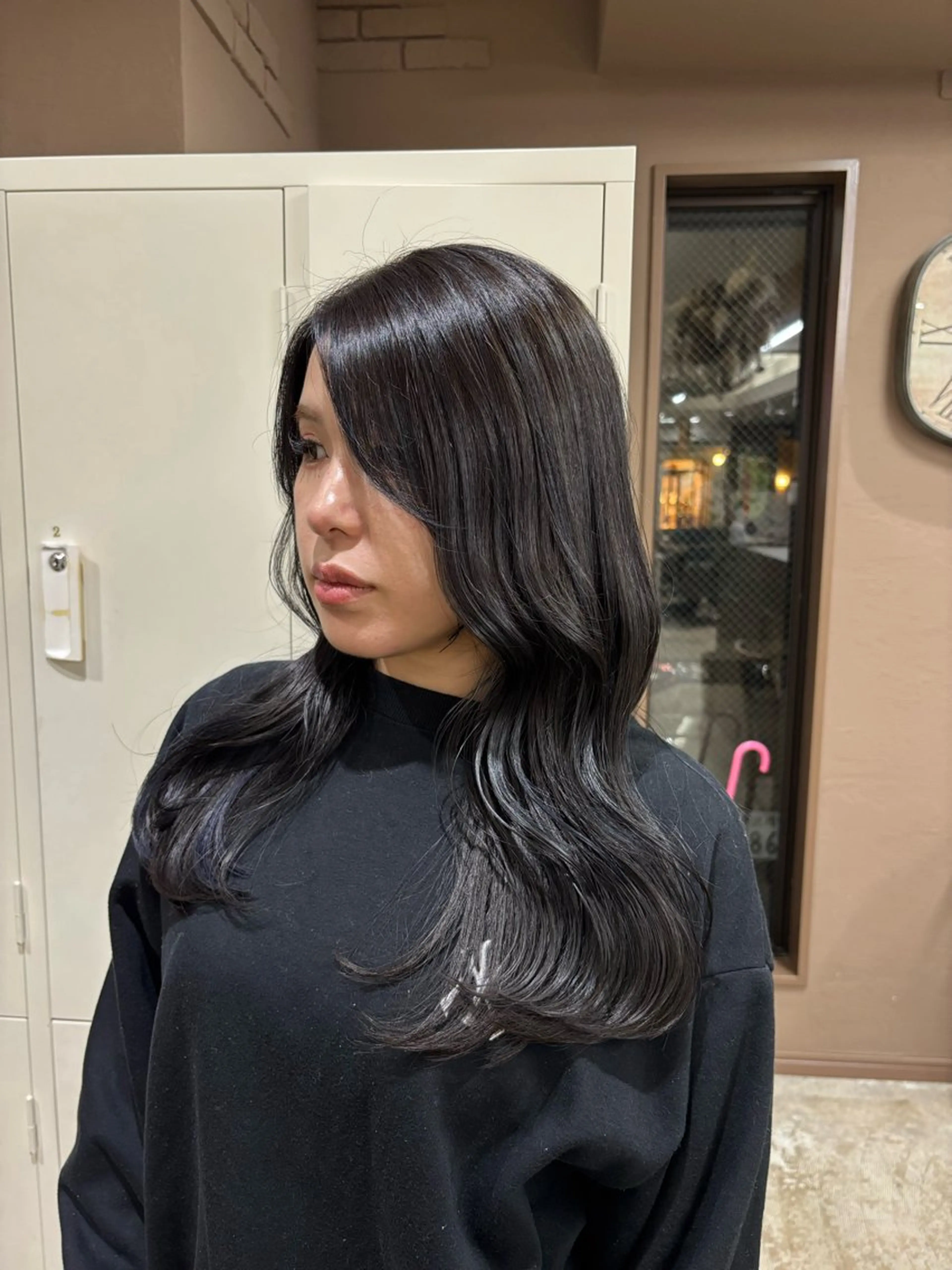 ロング Lily emo はるかのヘアスタイル