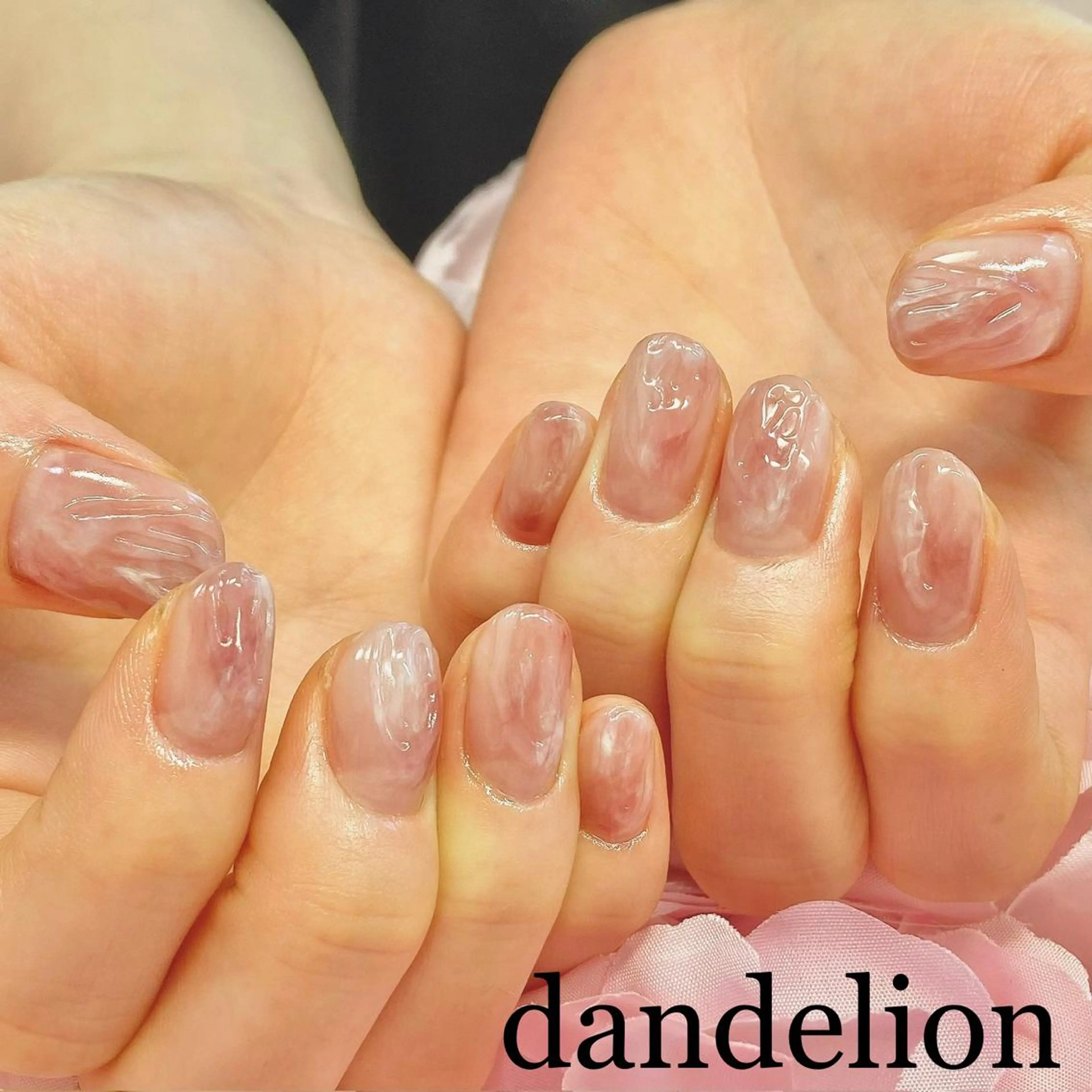 ネイル ハンドネイル ハンドケア dandelion ダンデライオンのネイルデザイン