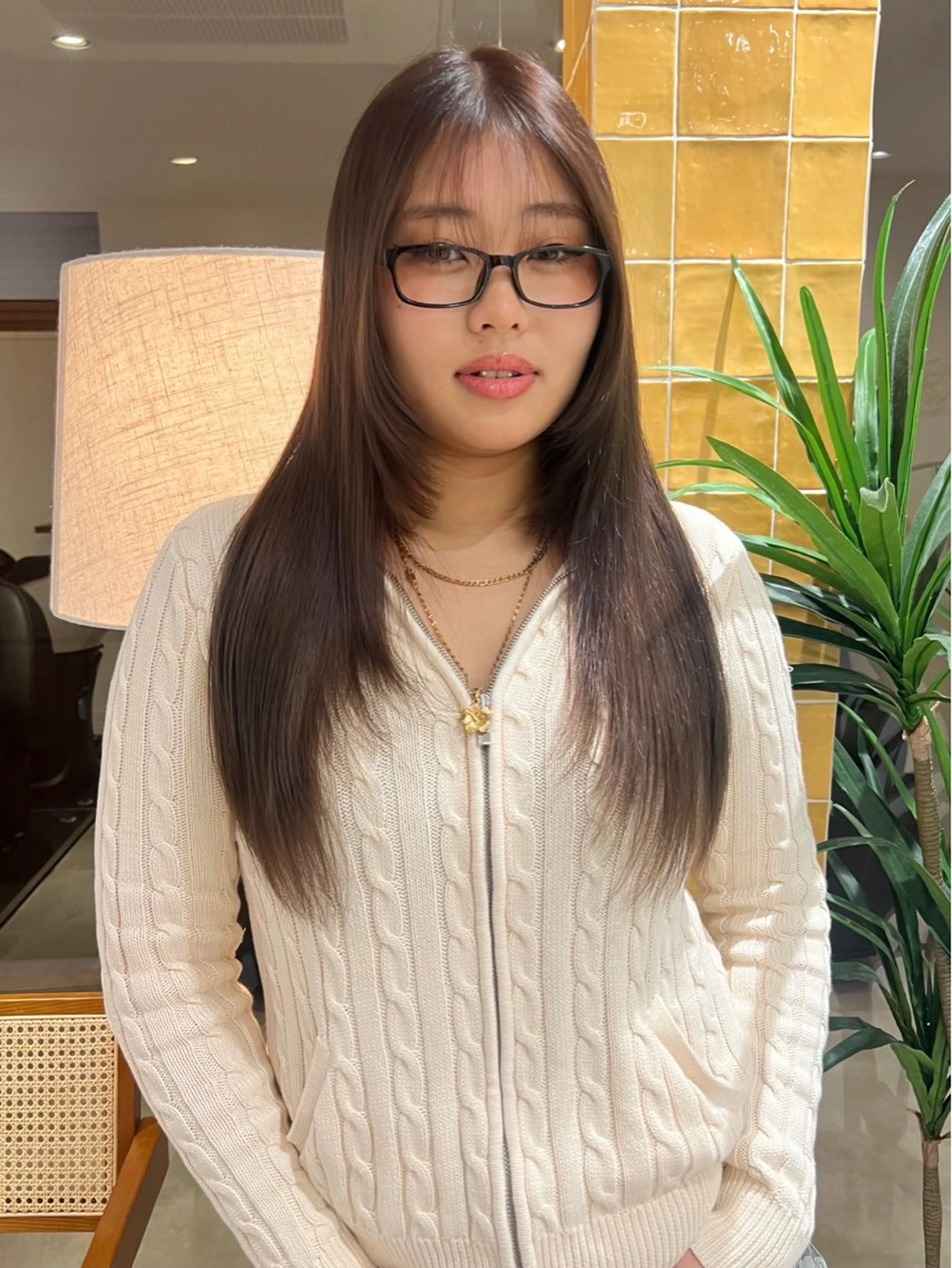 💫最高級トリートメント💫カット+ケアカラー+プレミアム髪質改善トリートメントの写真