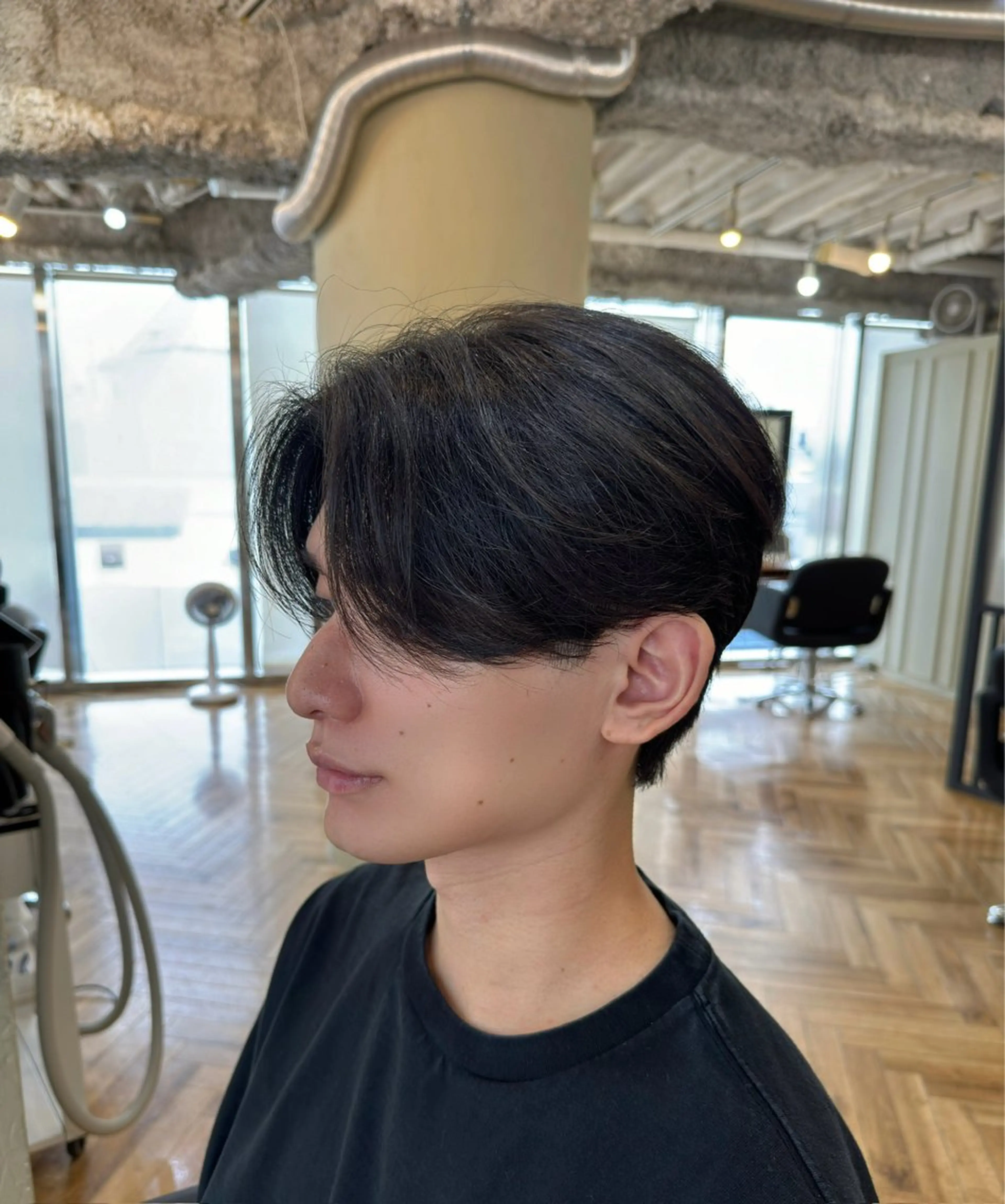 ショート メンズ メンズ職人/センター パート/富沢真斗のヘアスタイル