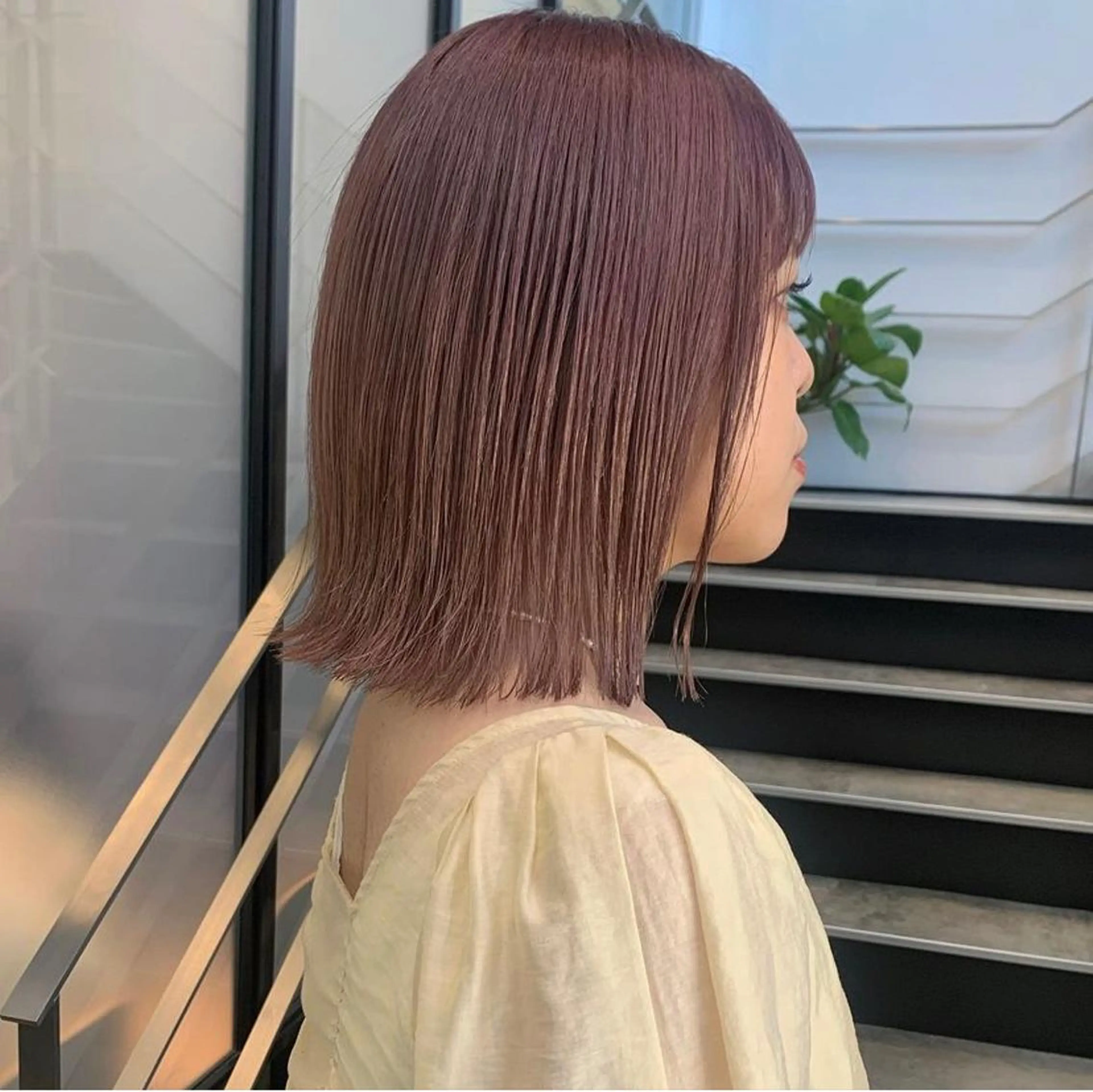 ミディアム カット ヘアカラー トリートメント ナチュラル艶ヘア 🌸内田彩香のヘアスタイル