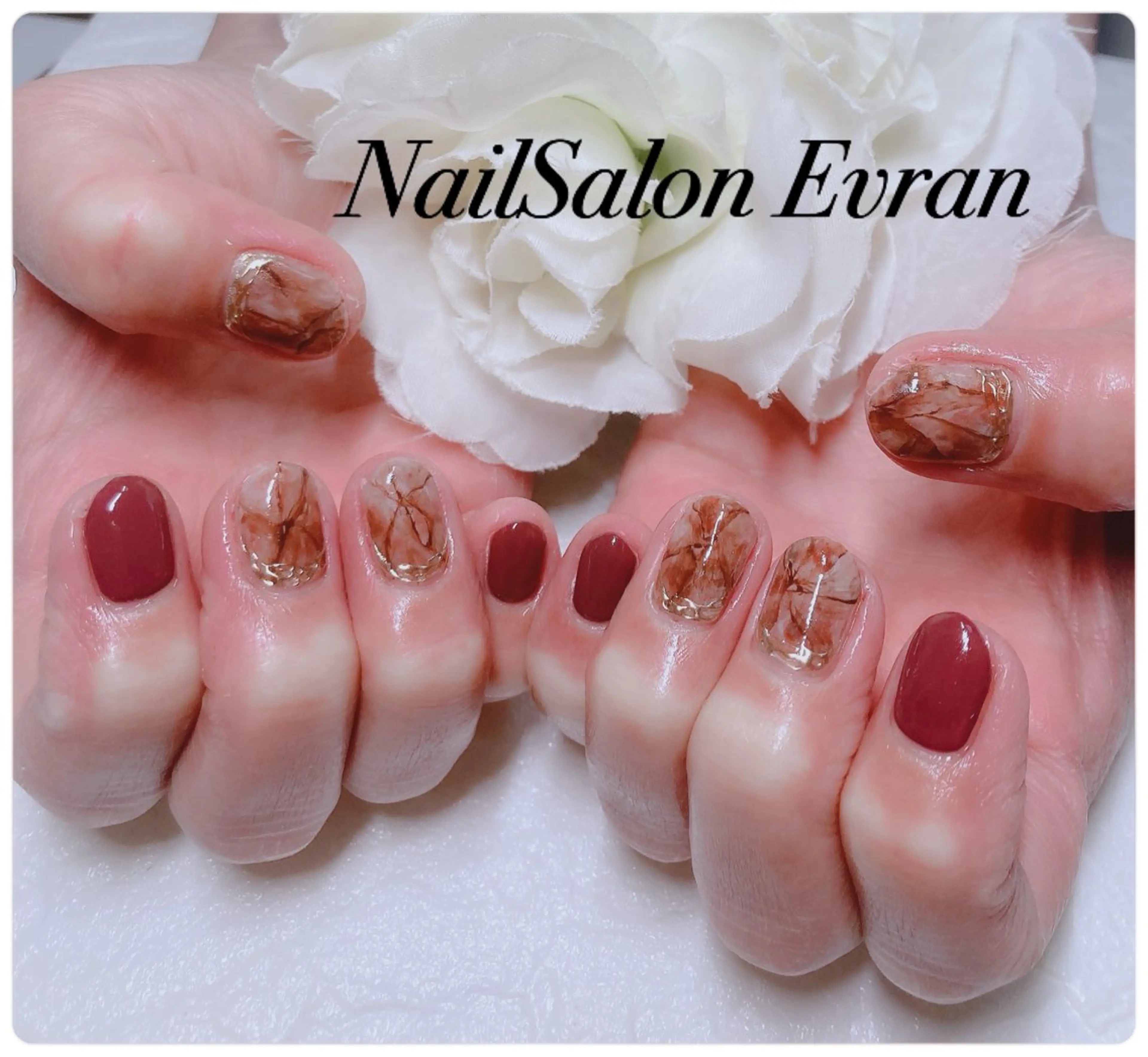 ネイル アートネイル フレンチネイル マグネットネイル 持ち込み ニュアンスネイル Nail salon Evranのネイルデザイン