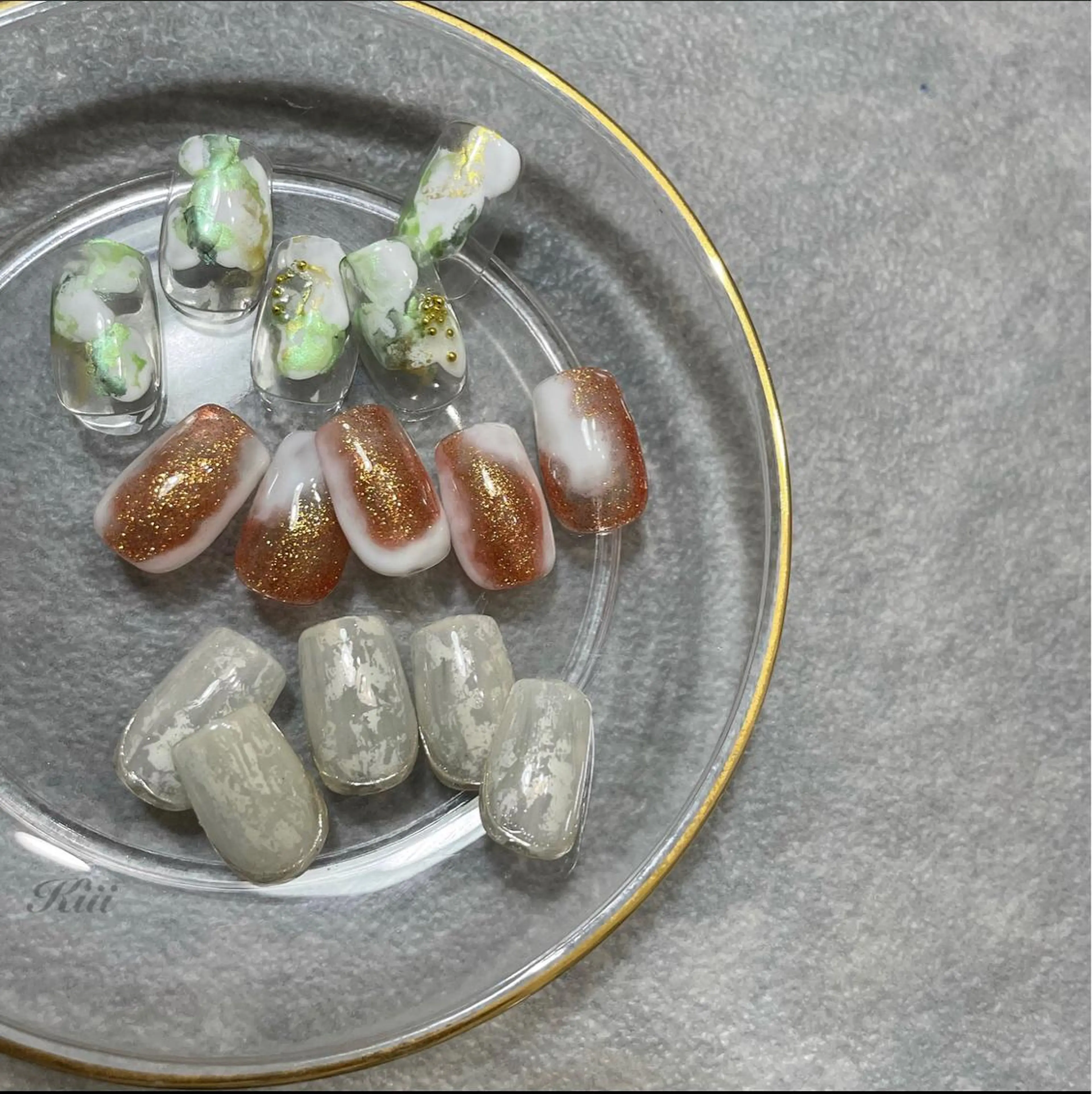 ネイル ハンドネイル フットネイル kiii.__ ✴︎*のネイルデザイン