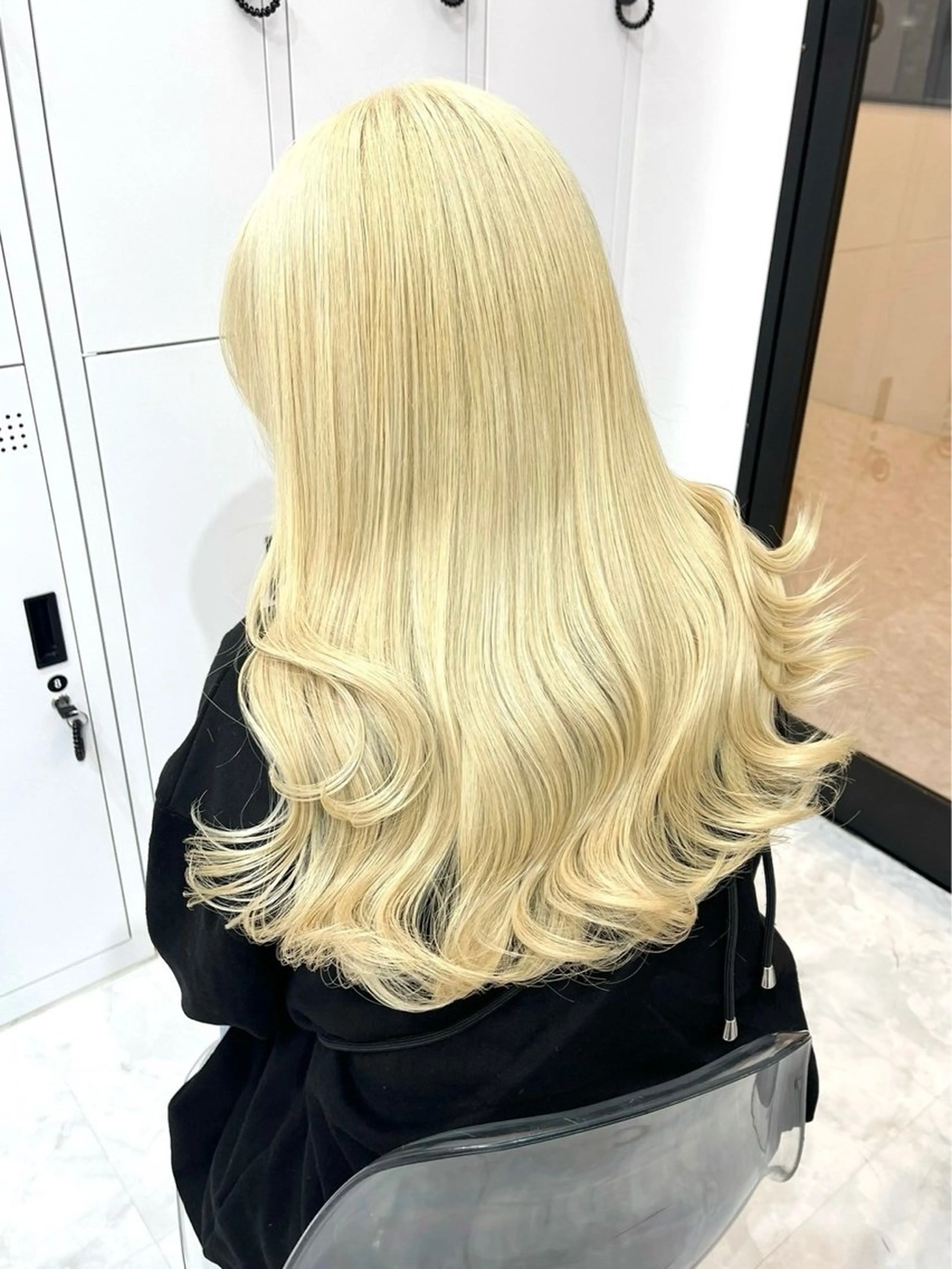 🙋♀️暗染した方必見🙋♀️2ブリーチ➕カラー➕トリートメント【ハイブリーチ込み】の写真