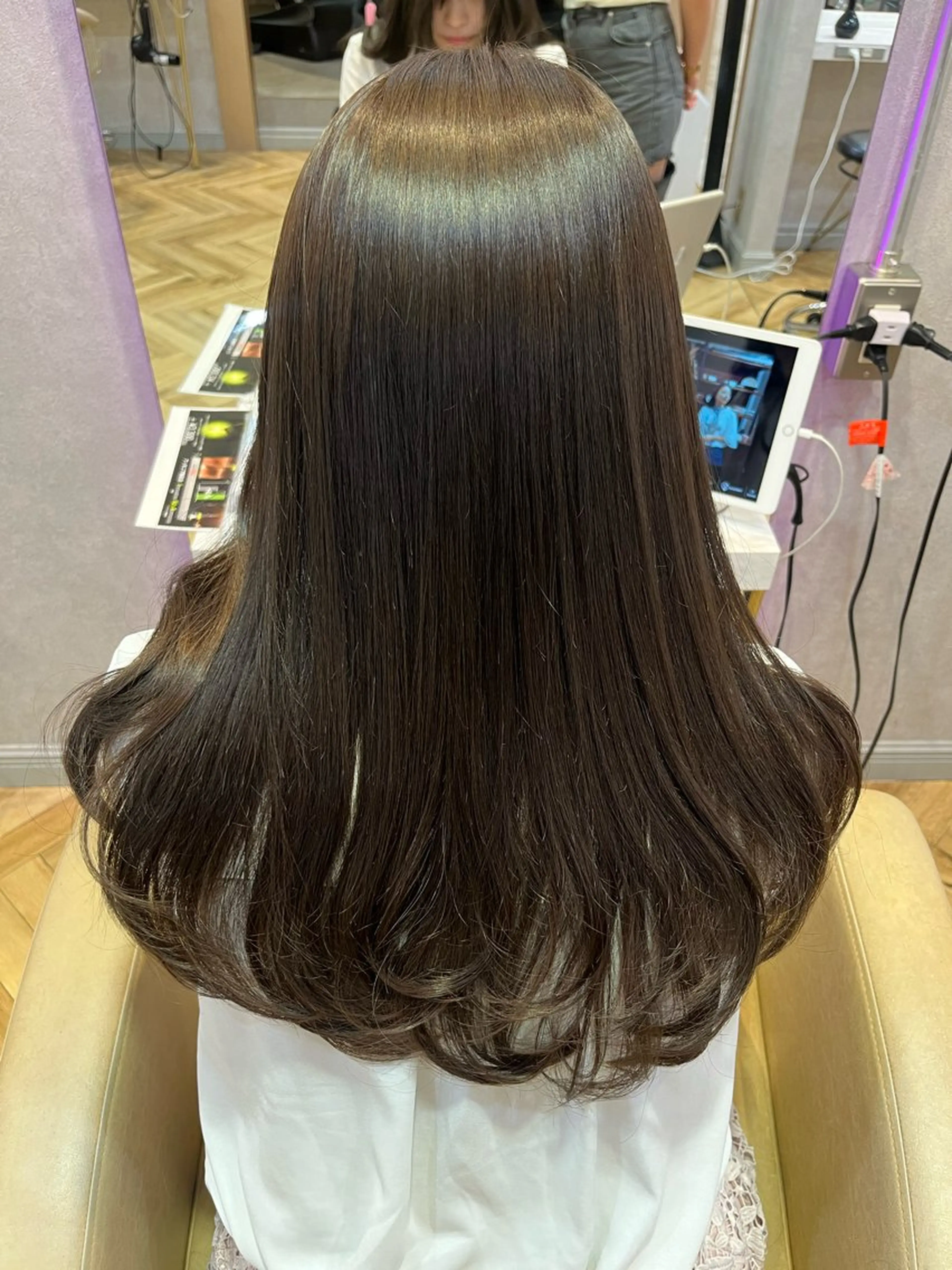 セミロング カット ヘアカラー 縮毛矯正 トリートメント 韓国🎀レイヤー/艶 髪/縮毛矯正/ユリナのヘアスタイル