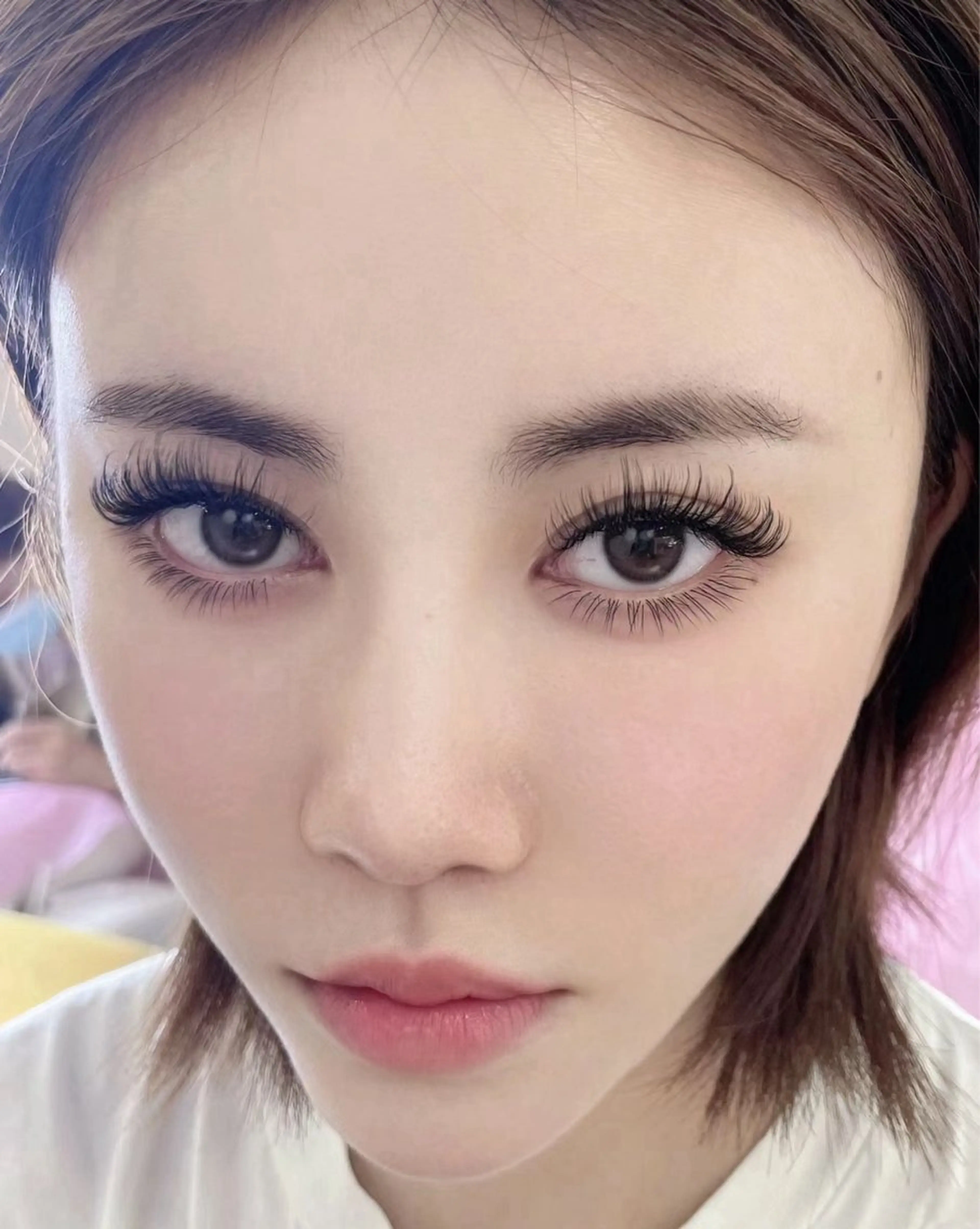 マツエク・マツパ バインドロック カラーマツエク フラットラッシュ ナチュラル パリジェンヌラッシュリフト YK• マツエクサロンのマツエク・マツパデザイン