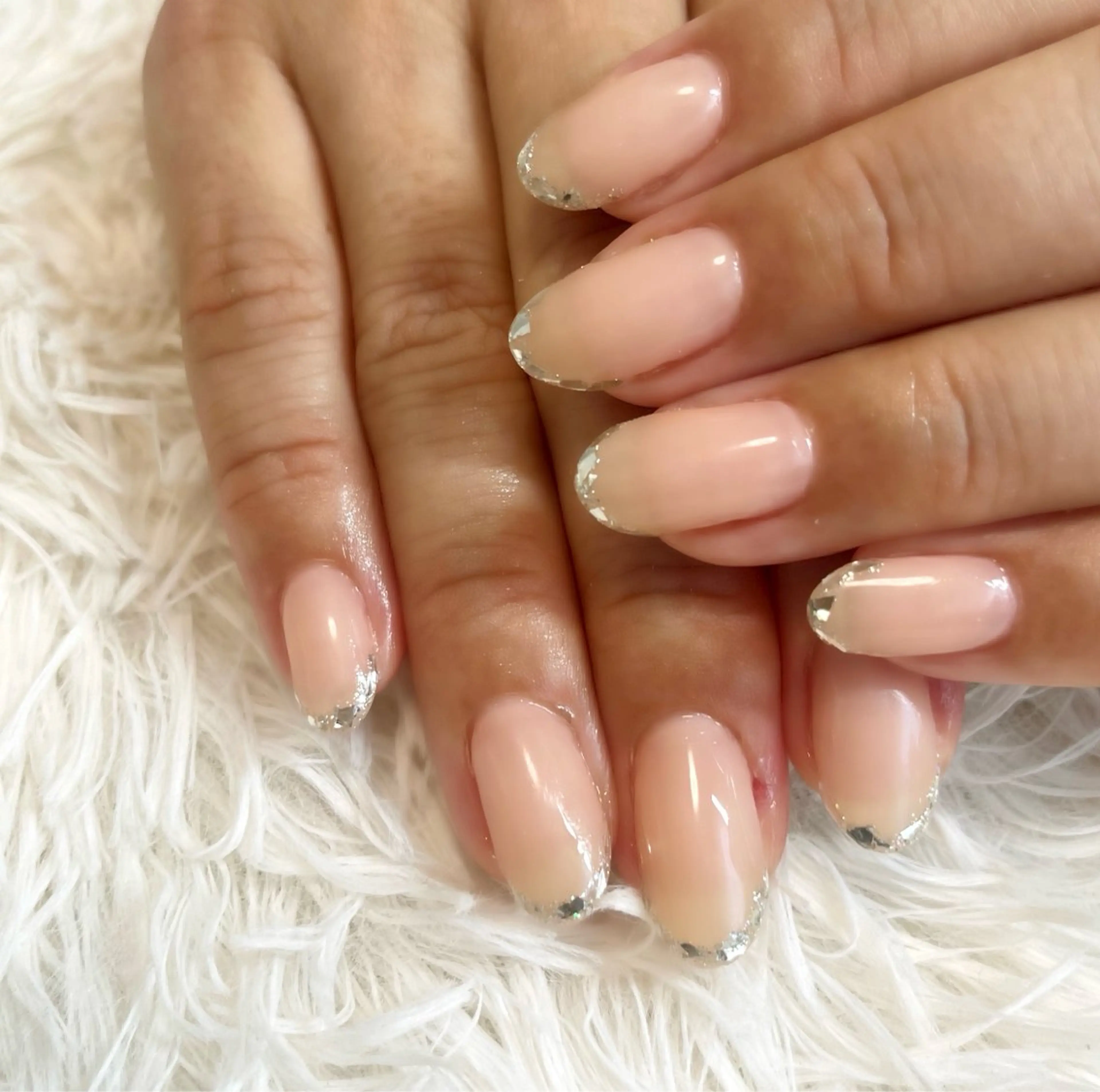 ネイル フレンチネイル ガラスフレンチ オフィスネイル ハンドネイル 島田 亜紀のネイルデザイン