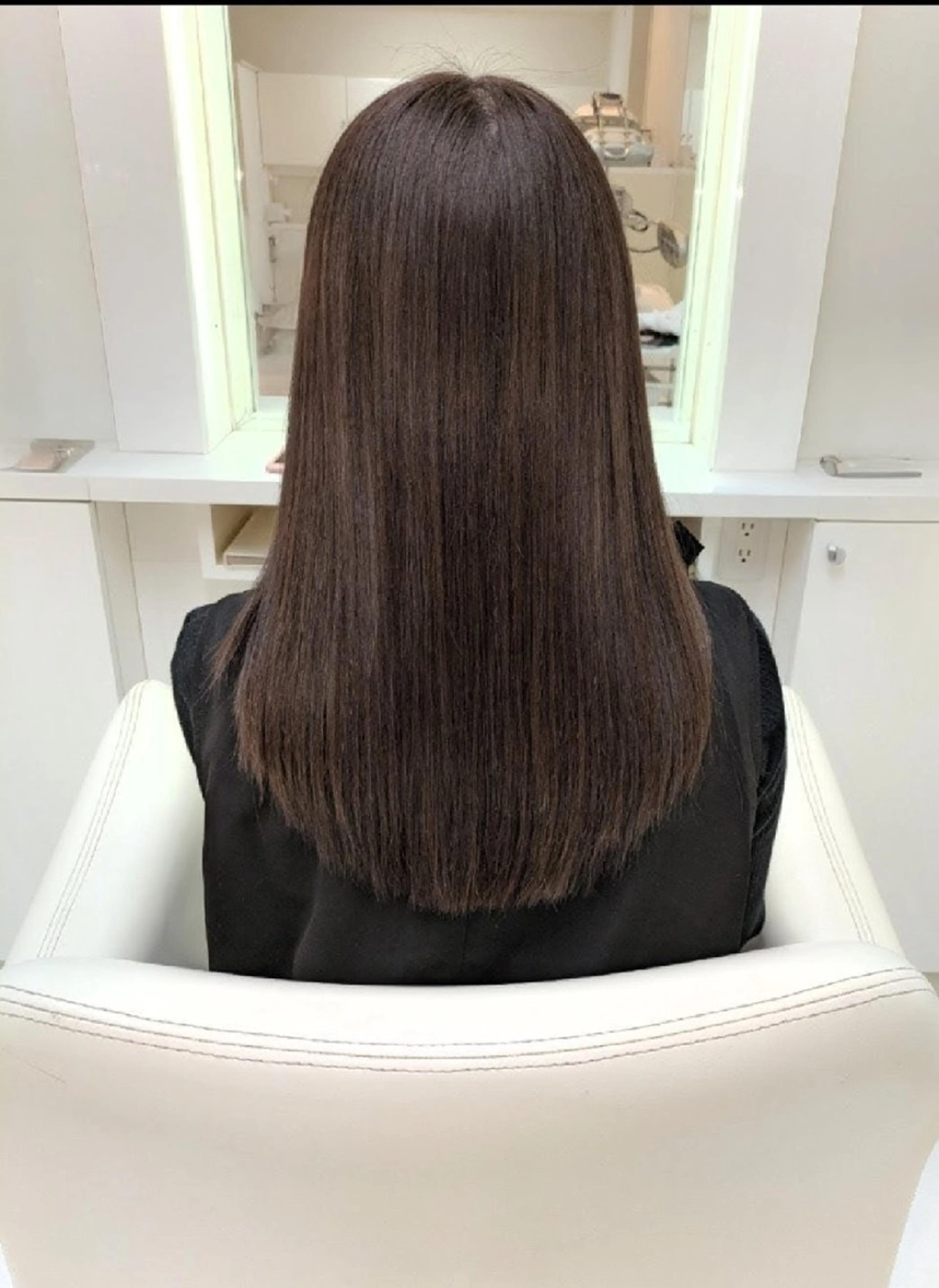 ロング カラー fructueuxune所属・中野韓国レイヤー× ウルフ  本木之教
のヘアスタイル