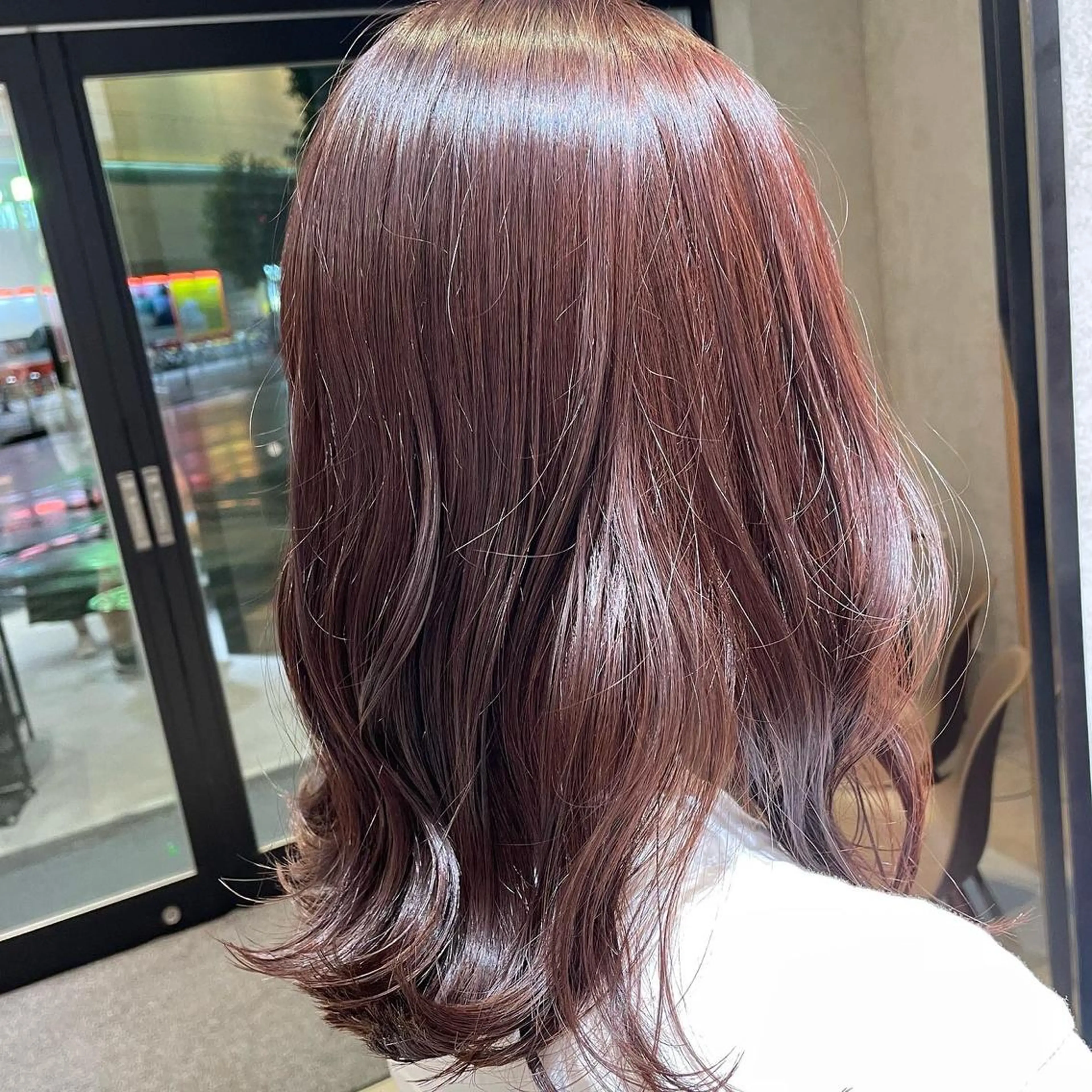 ミディアム カラー ブラウンカラー レッドカラー レッドブラウン yuuri🎀/大宮 /韓国ヘア/レイヤーのヘアスタイル