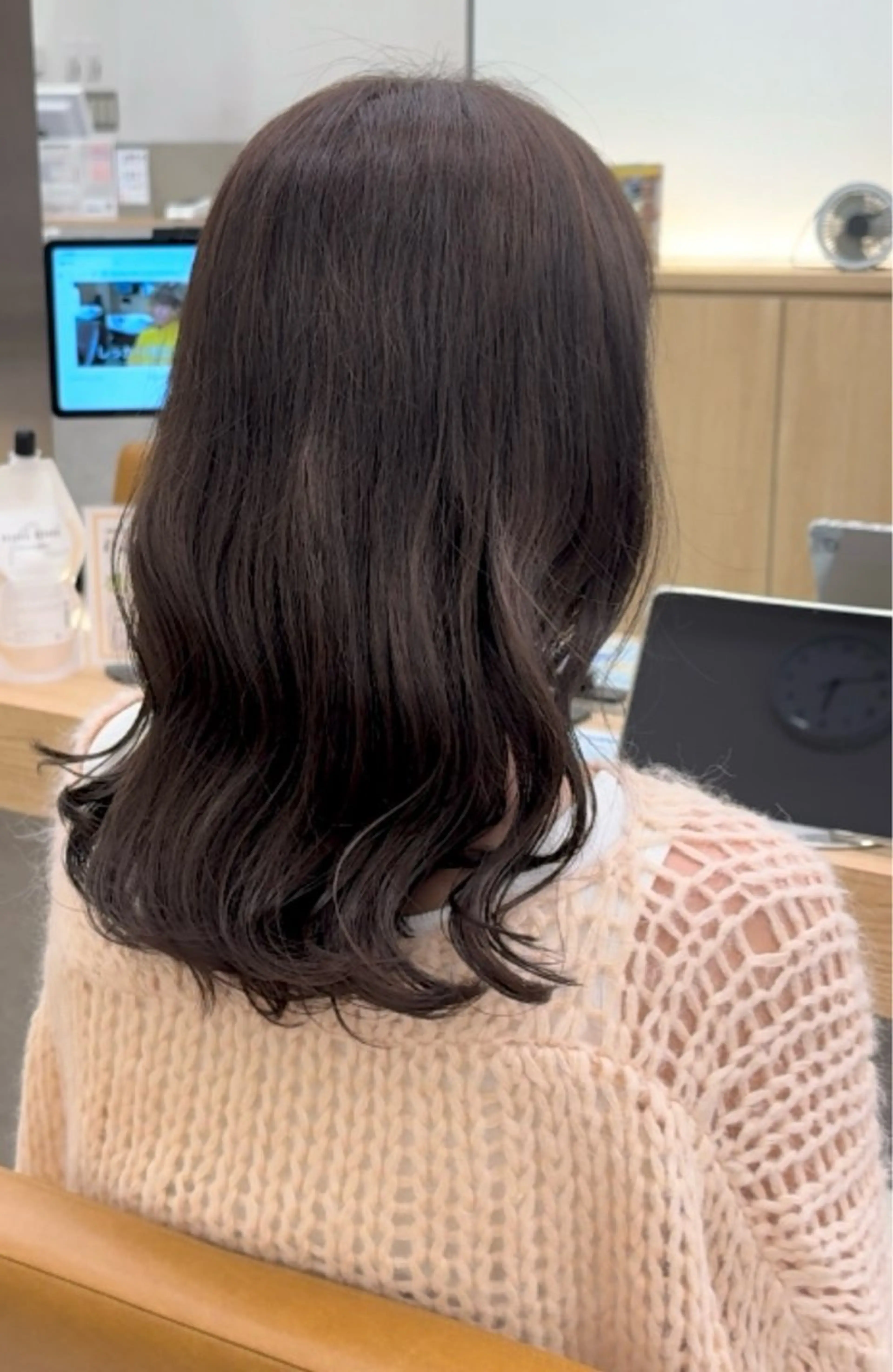 セミロング カット ヘアカラー けー すけのヘアスタイル