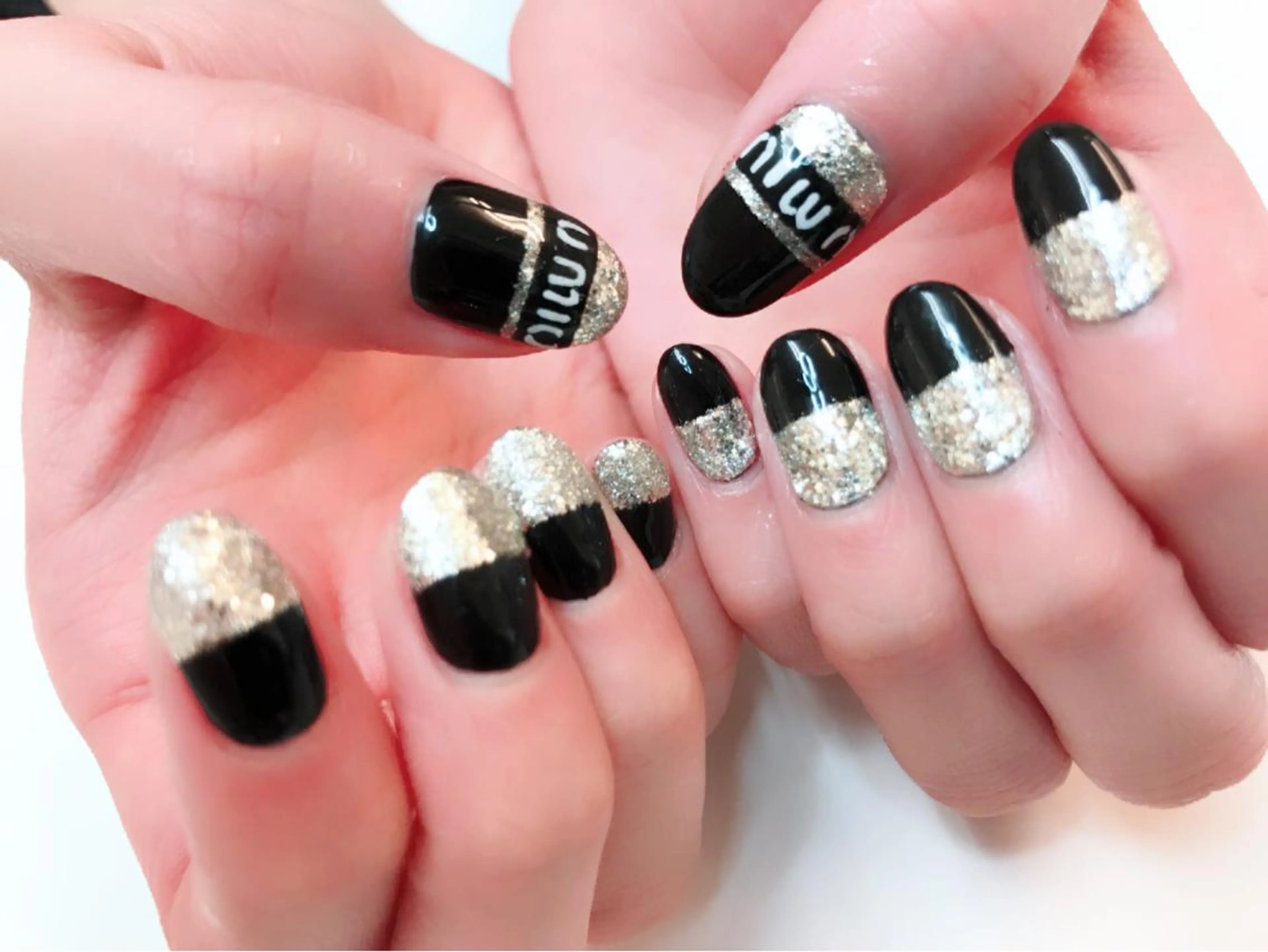 ミディアム カラー パーマ ヘアアレンジ キッズ ネイル マツエク・マツパ Sunny side nailのネイルデザイン