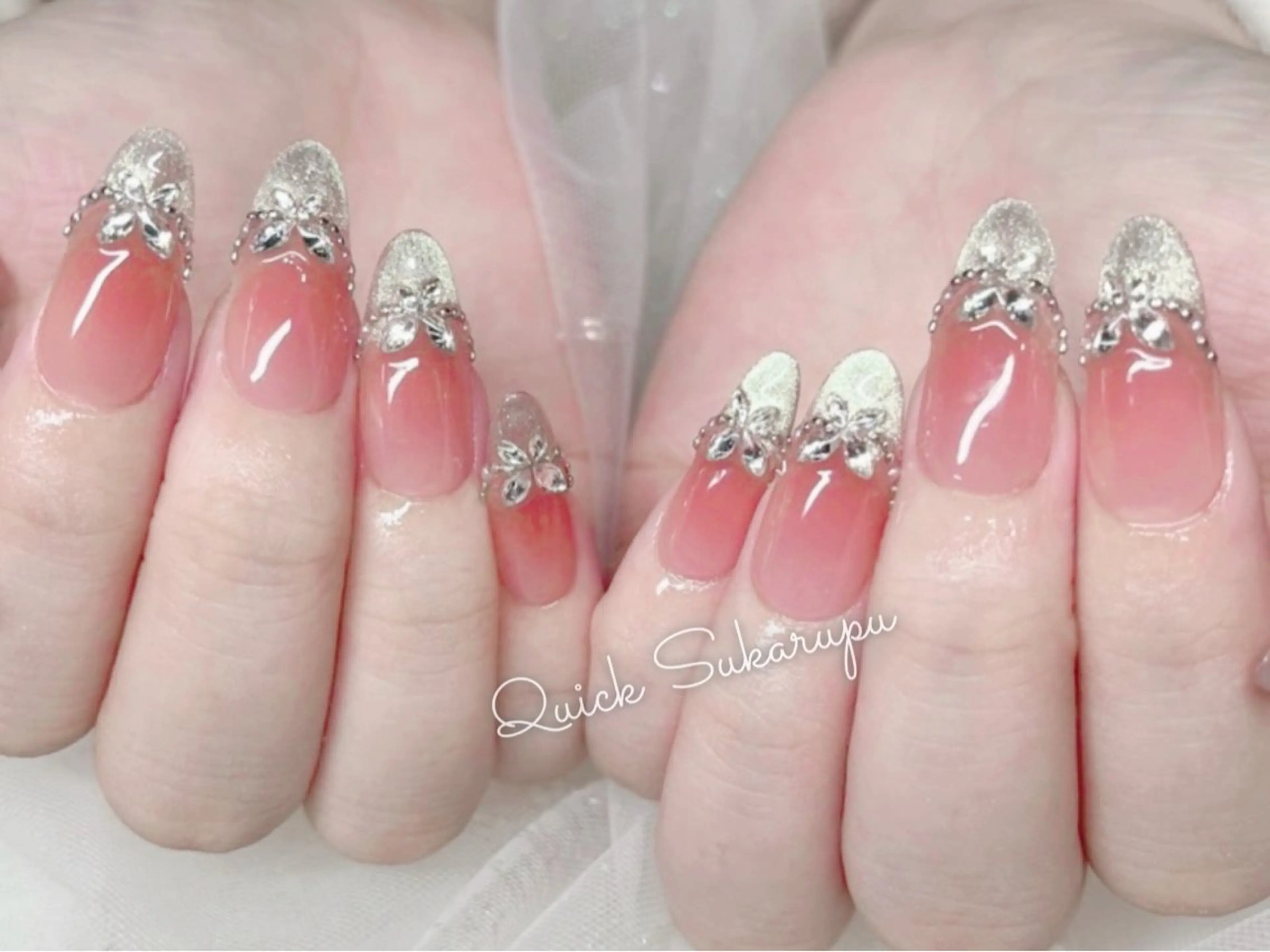 ミディアム Quick Sukarupuのネイルデザイン