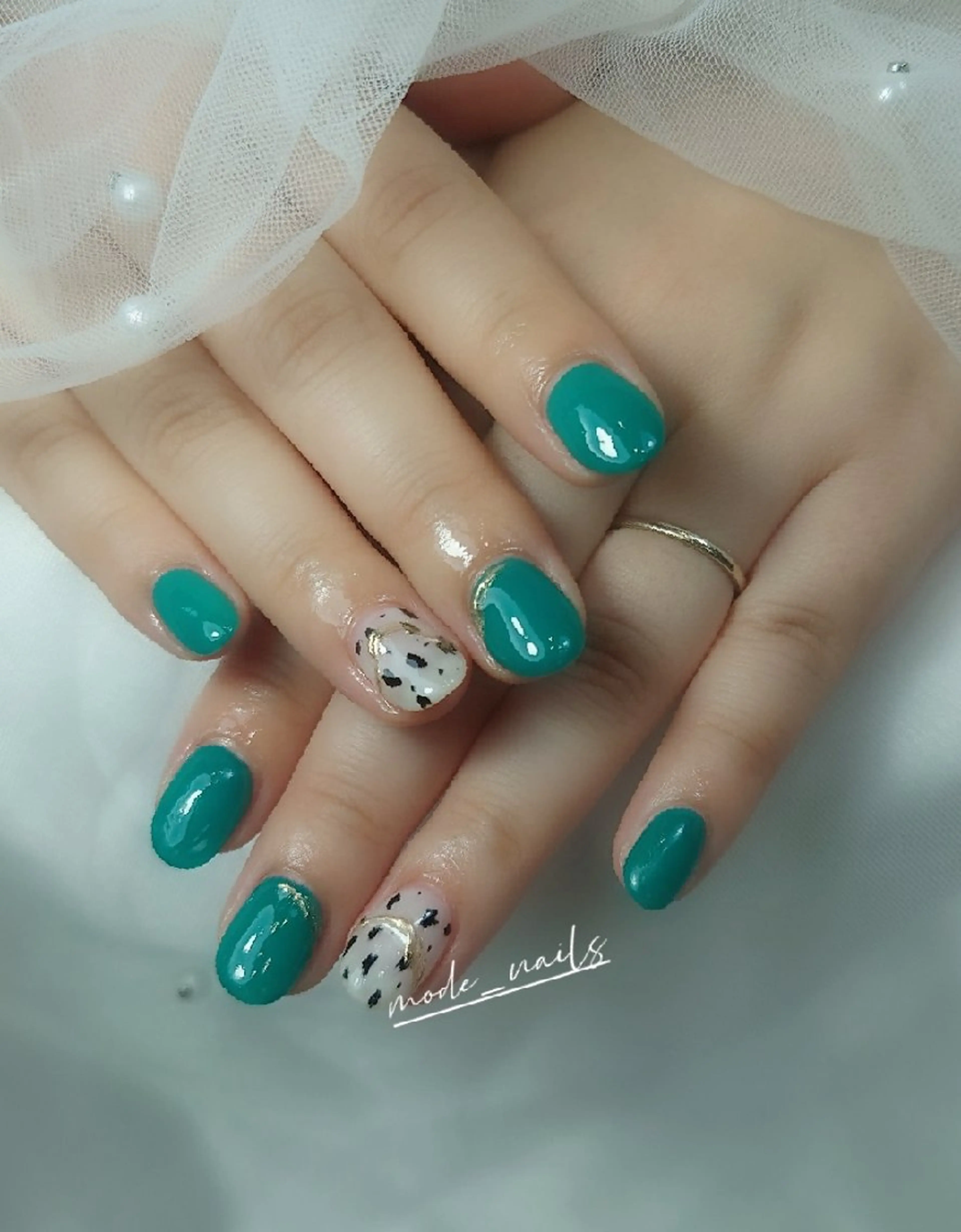 ネイル シンプルネイル 滋賀県草津市ネイル mode_nailsのネイルデザイン