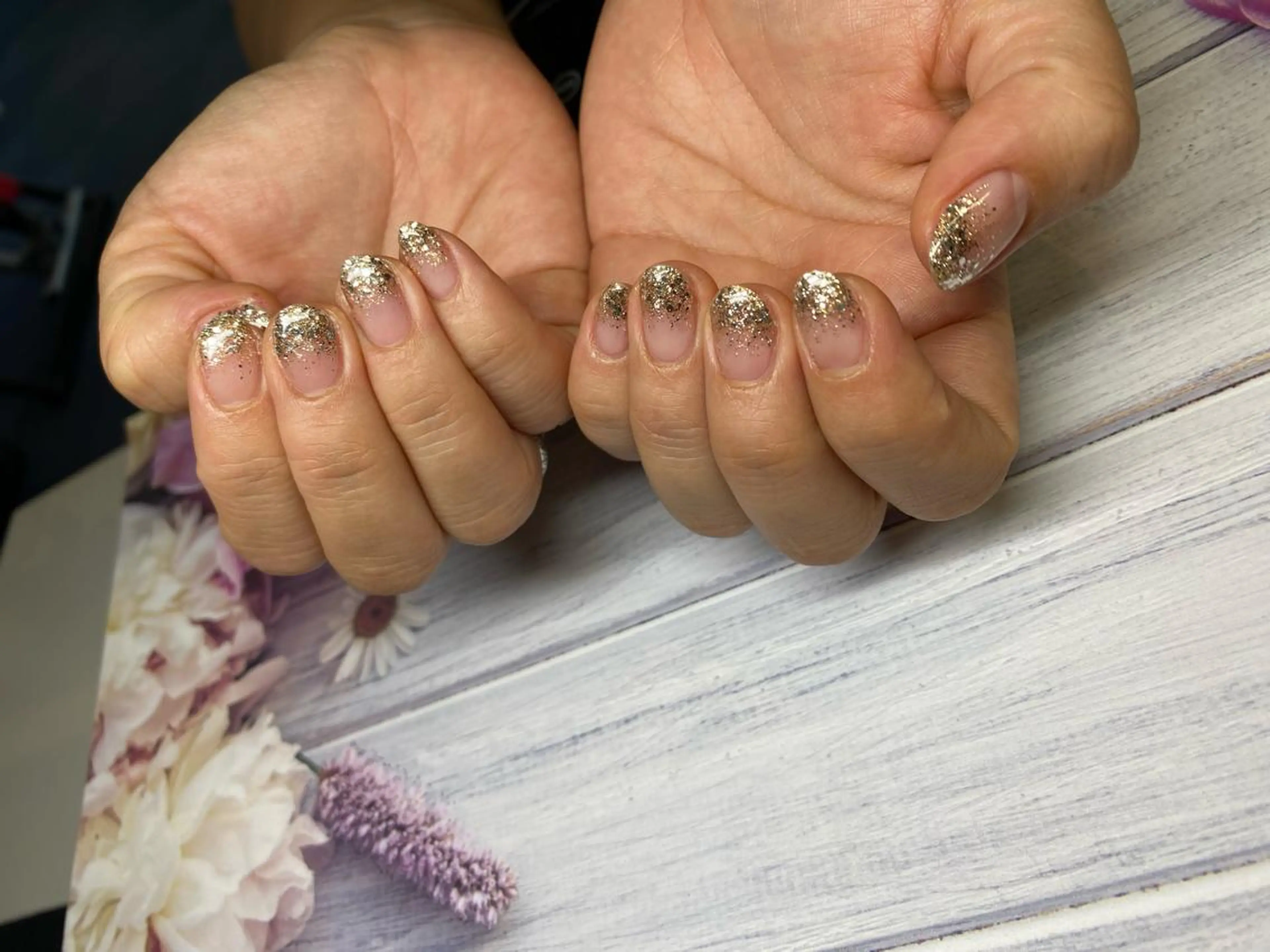 ネイル グラデーション ラメ(グリッター) ラメグラデーション R.I所属・R.I みちのネイルデザイン