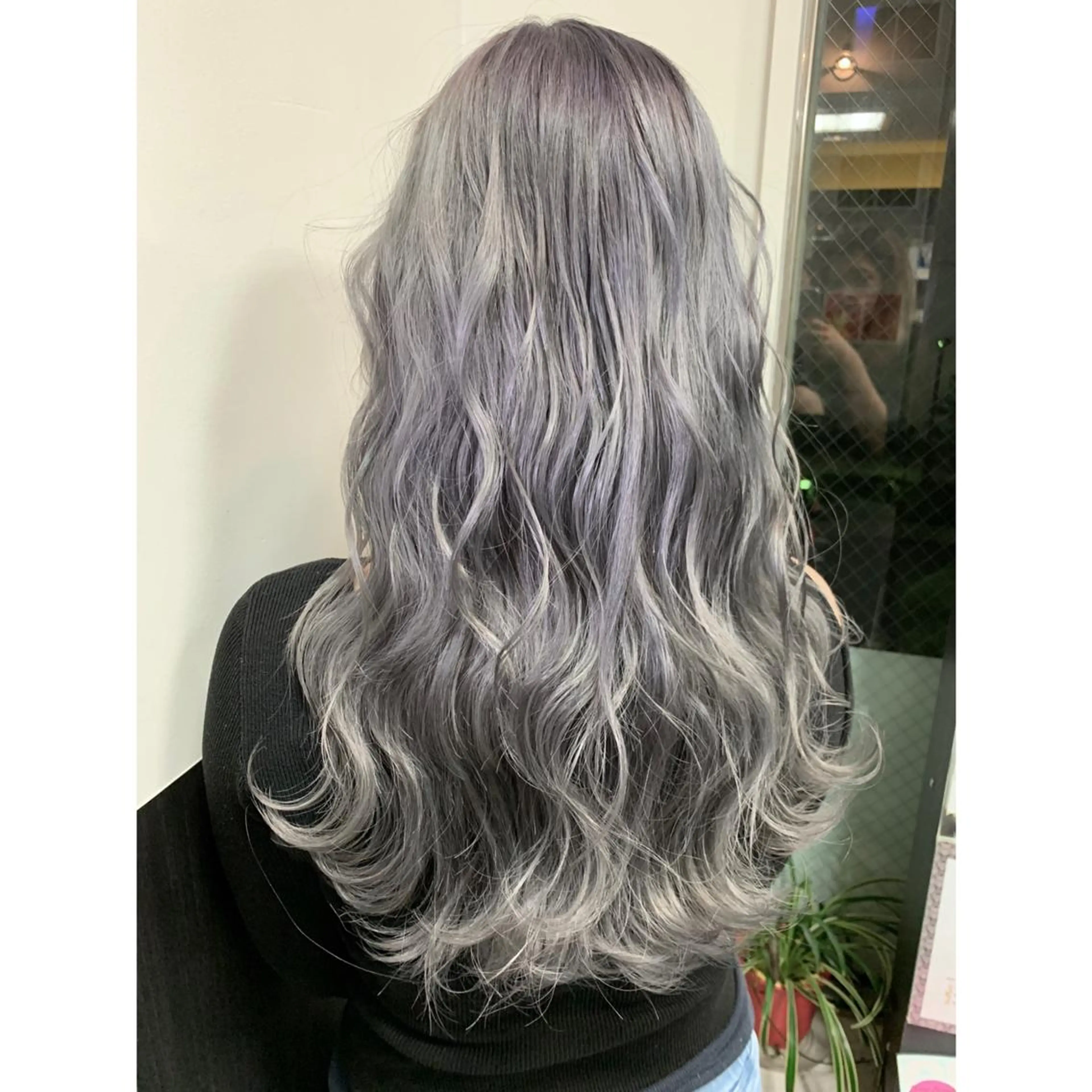 ロング カラー 韓国カラー/エクステ carryのヘアスタイル