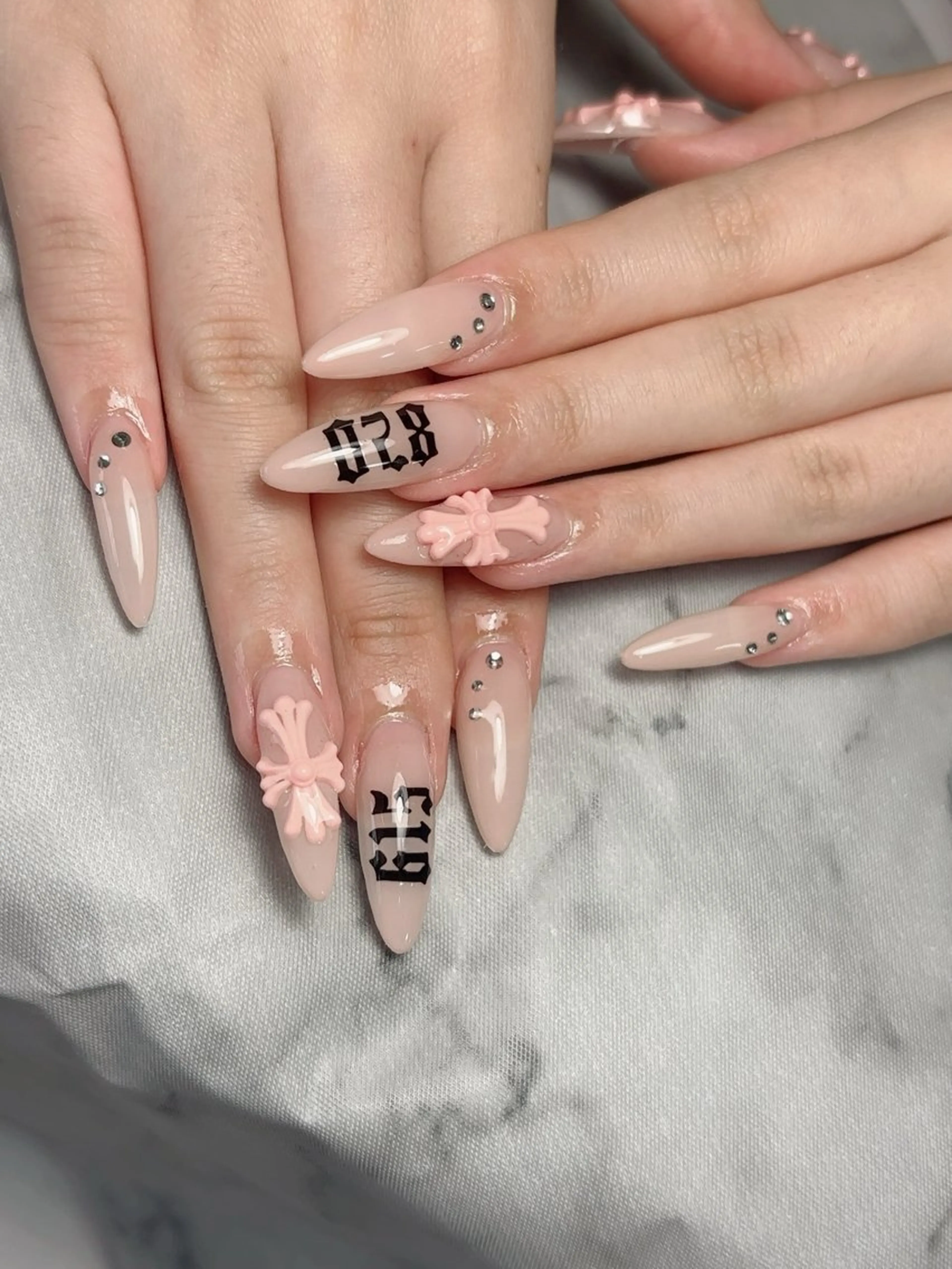 ネイル ハンドネイル No8 NAGIのネイルデザイン