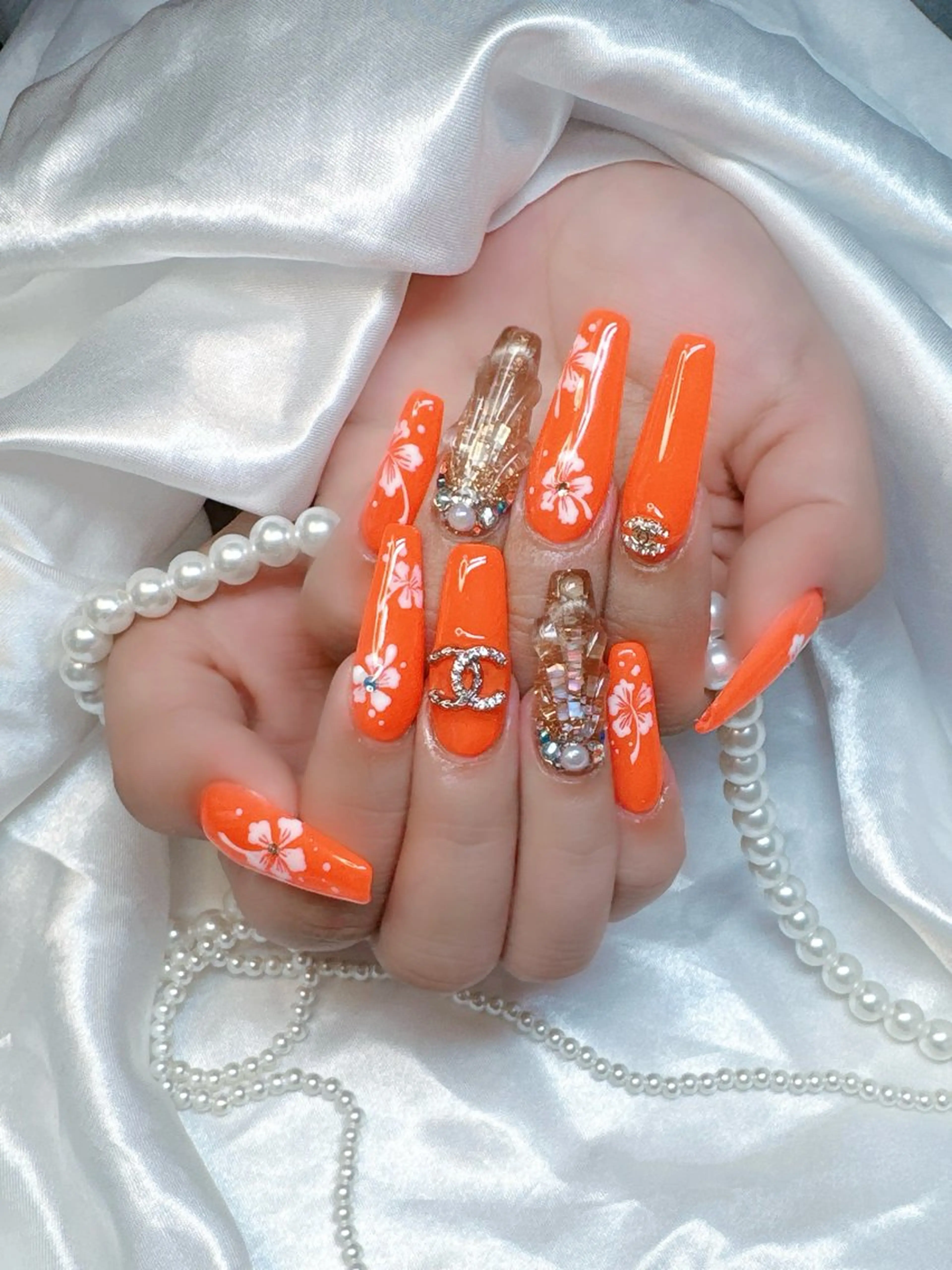 ネイル 高島 夏海のネイルデザイン