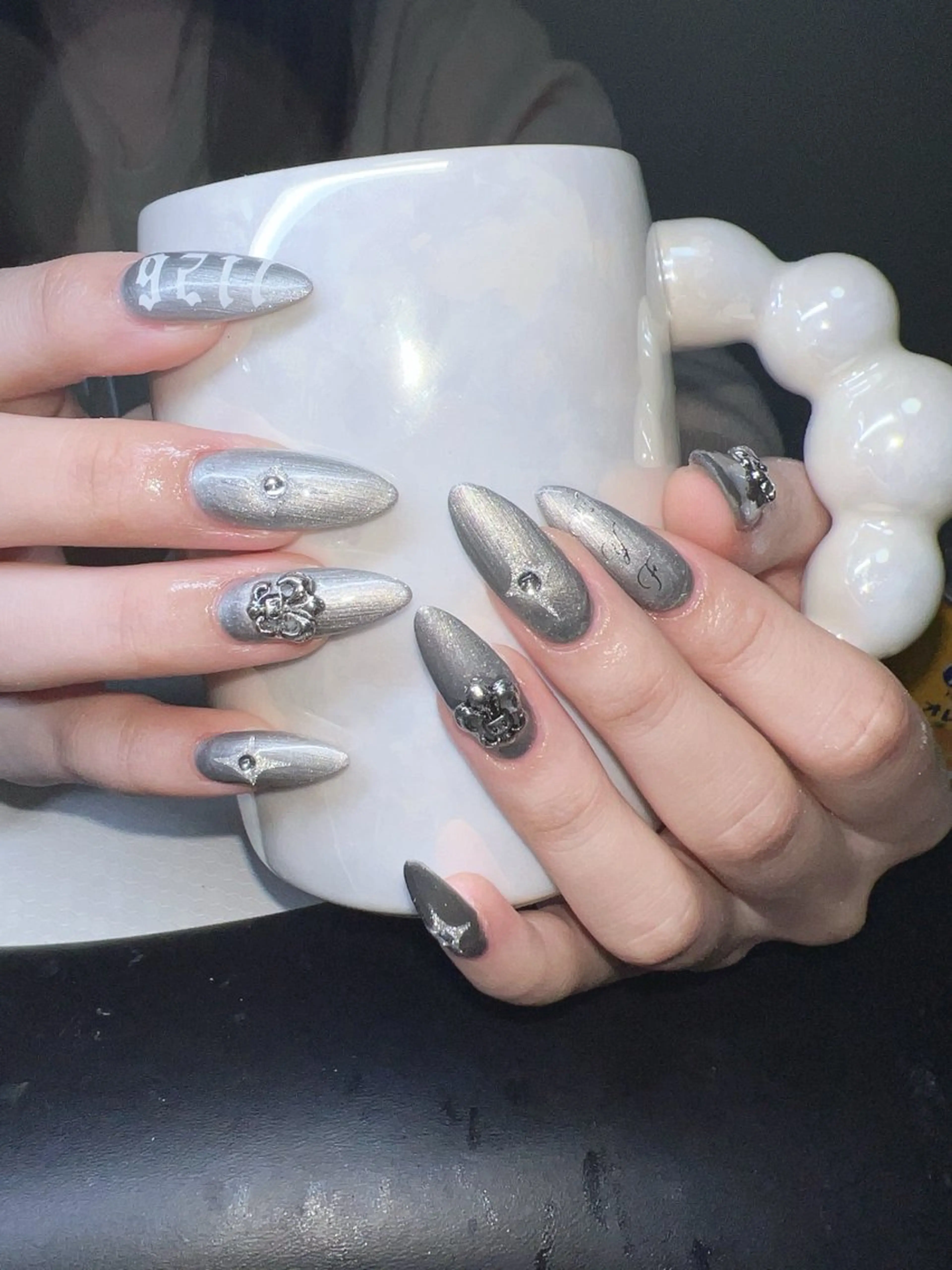 ネイル オーロラネイル チークネイル 長さ出し フットネイル フレンチネイル Lee Nailsのネイルデザイン