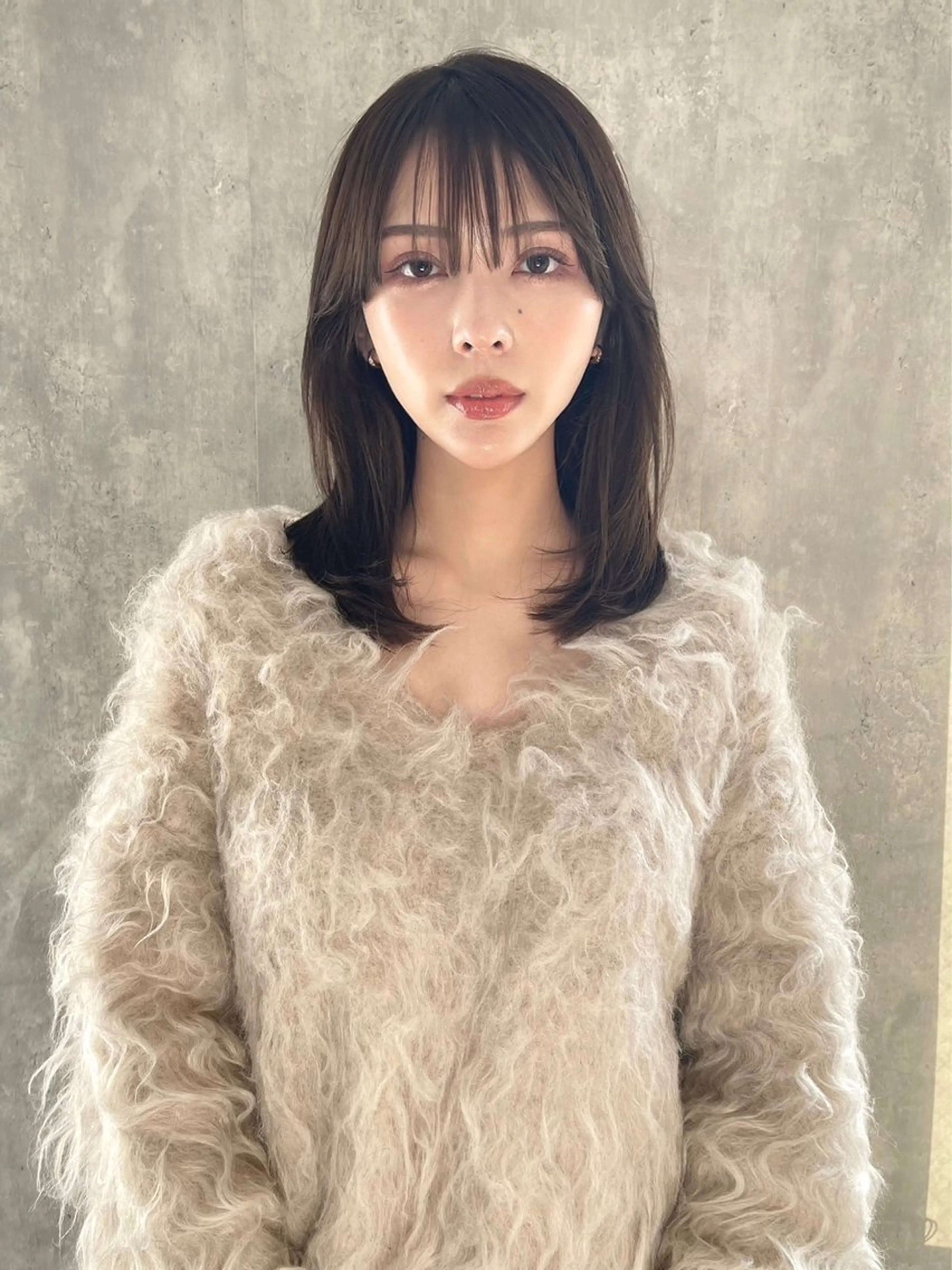 SNSで話題🌟前髪の割れを抑えるクロスパーマ＋前髪カットの写真