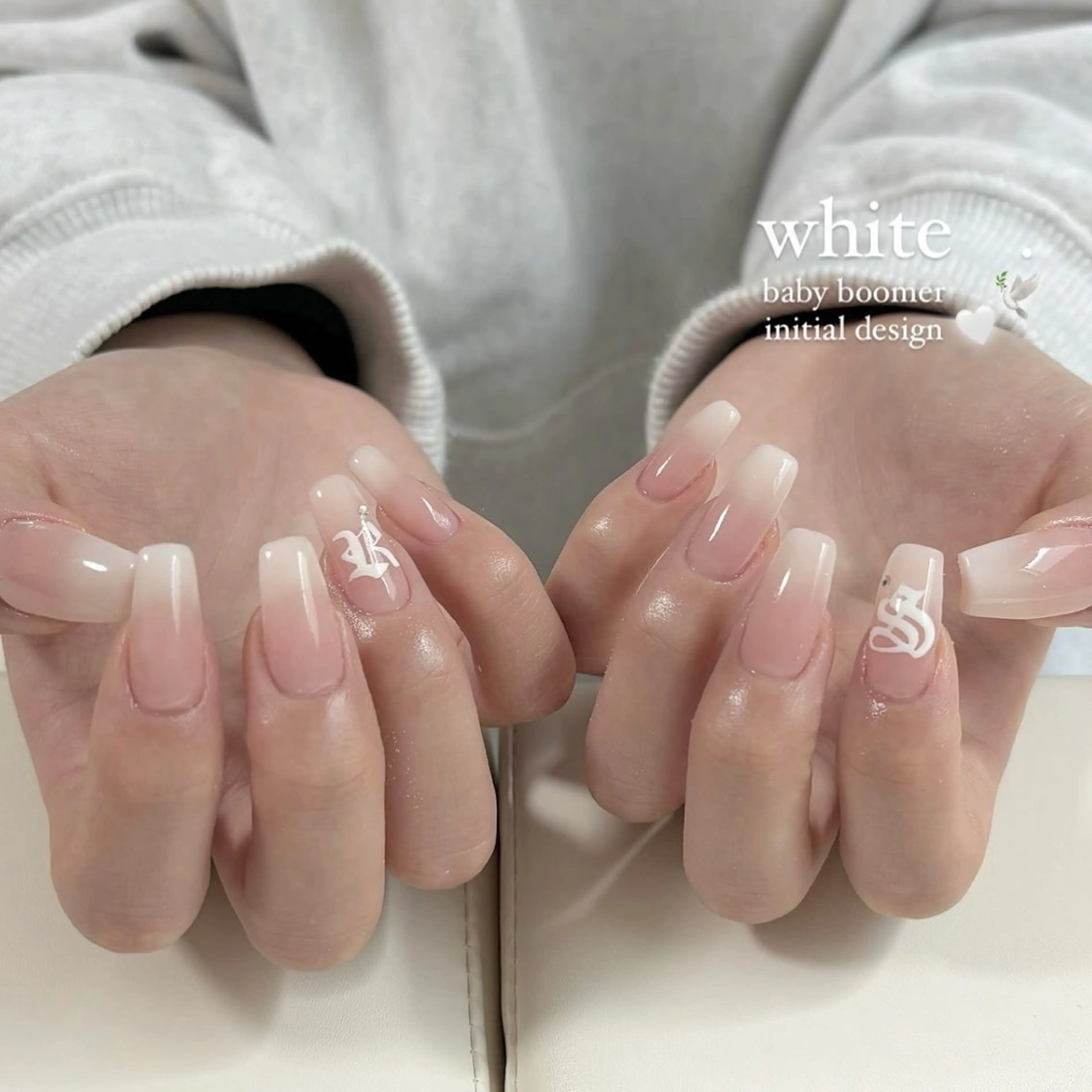 ネイル アートネイル 韓国ネイル 持ち込み シンプルネイル ワンホンネイル ハンドネイル Larme ［ﾗﾙﾑ］のネイルデザイン