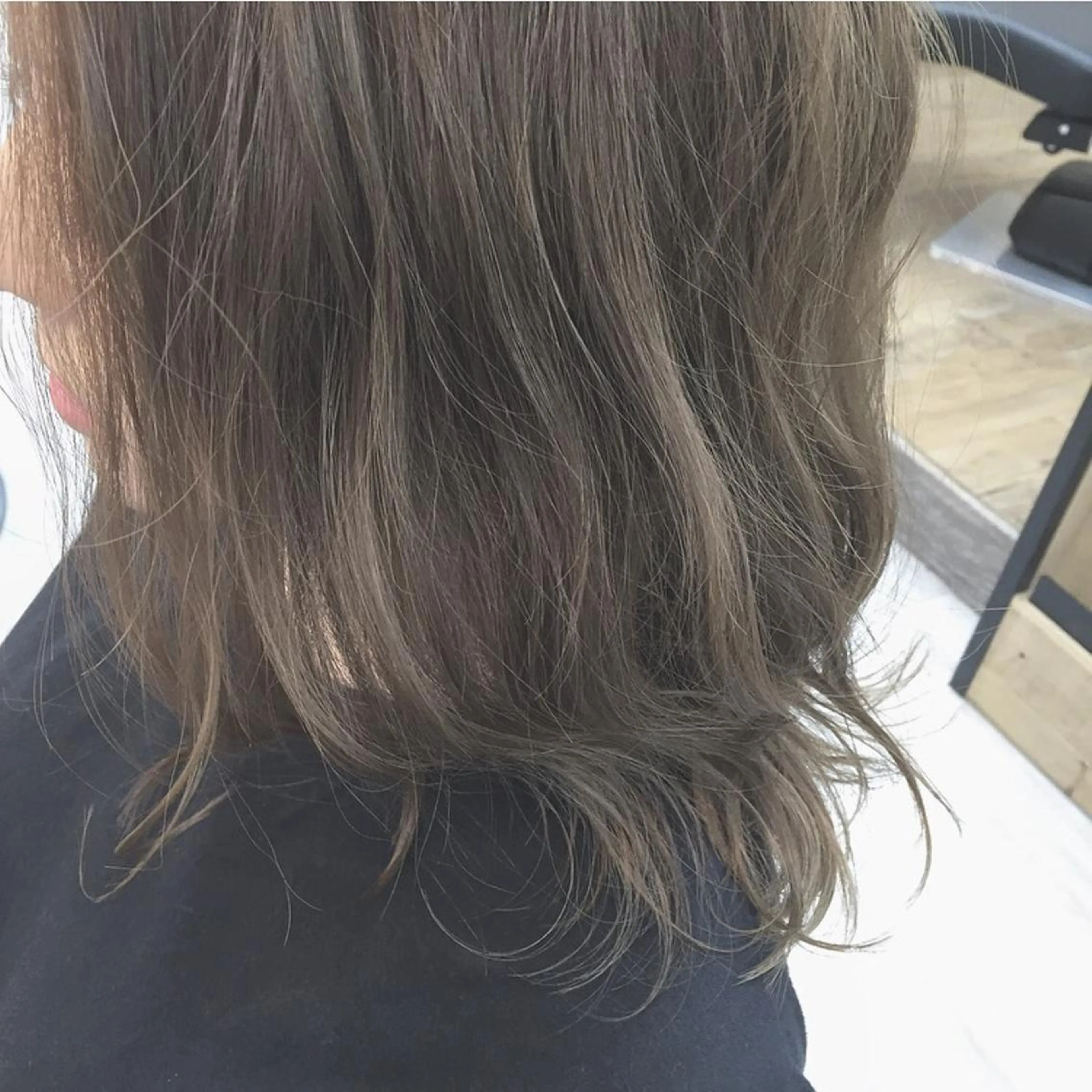 セミロング カラー ブリーチ 前髪顔周り✂️店長 ❤️アマミヤ❤️のヘアスタイル