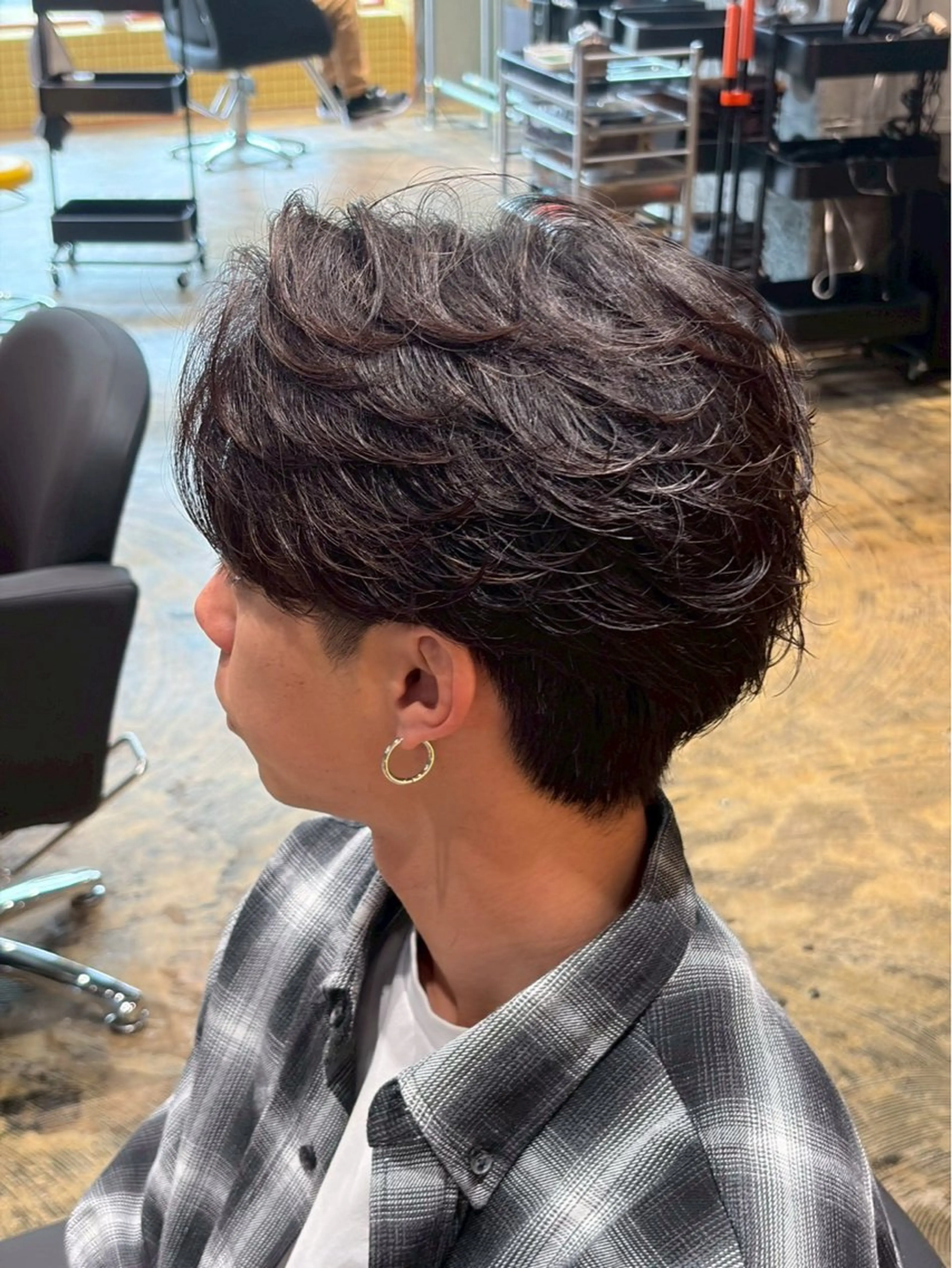 パーマ メンズ フェザーパーマ メンズパーマ カット パーマ 林 侑弥のヘアスタイル