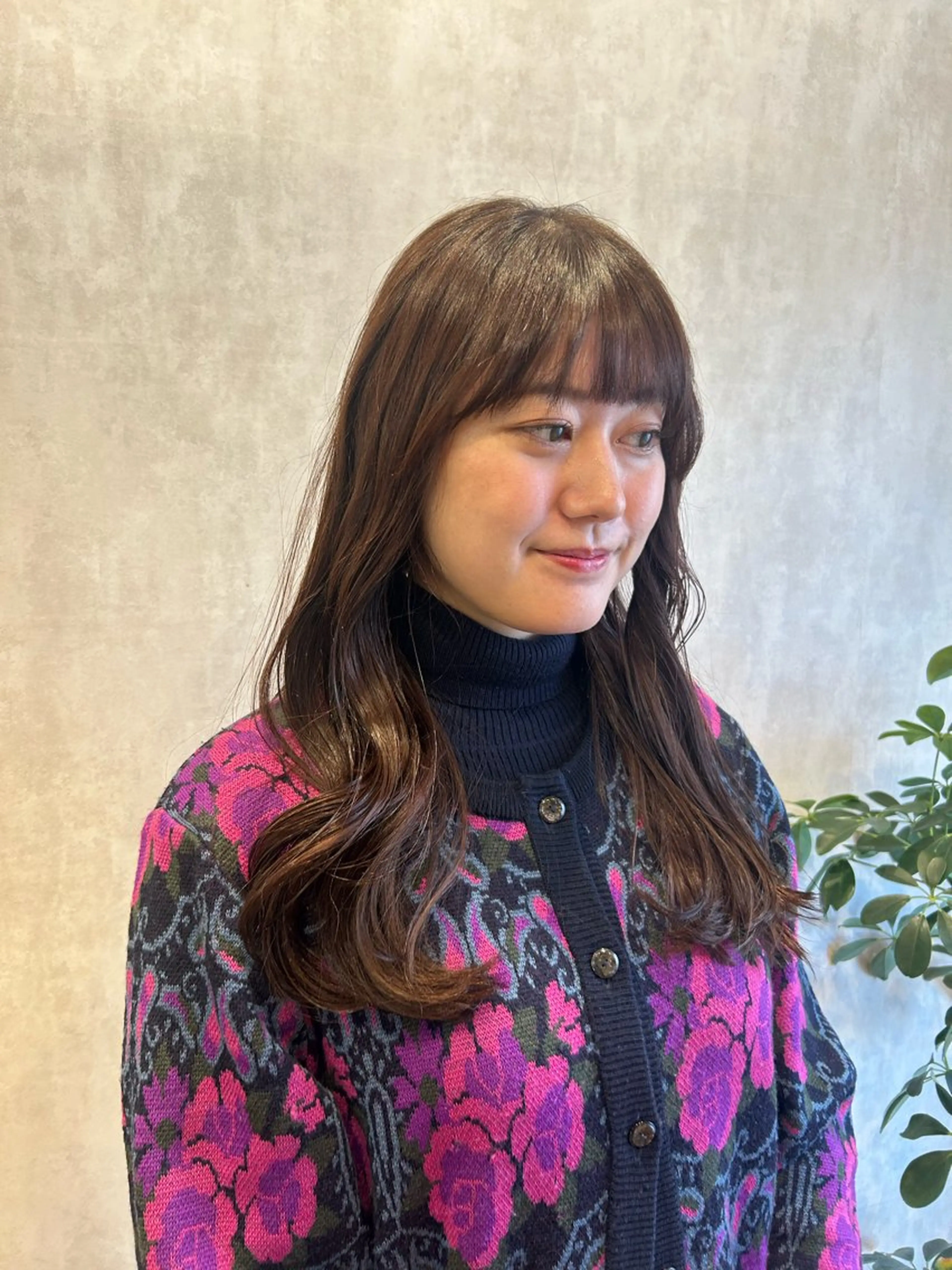 セミロング 🌵オカモト 🌵のヘアスタイル