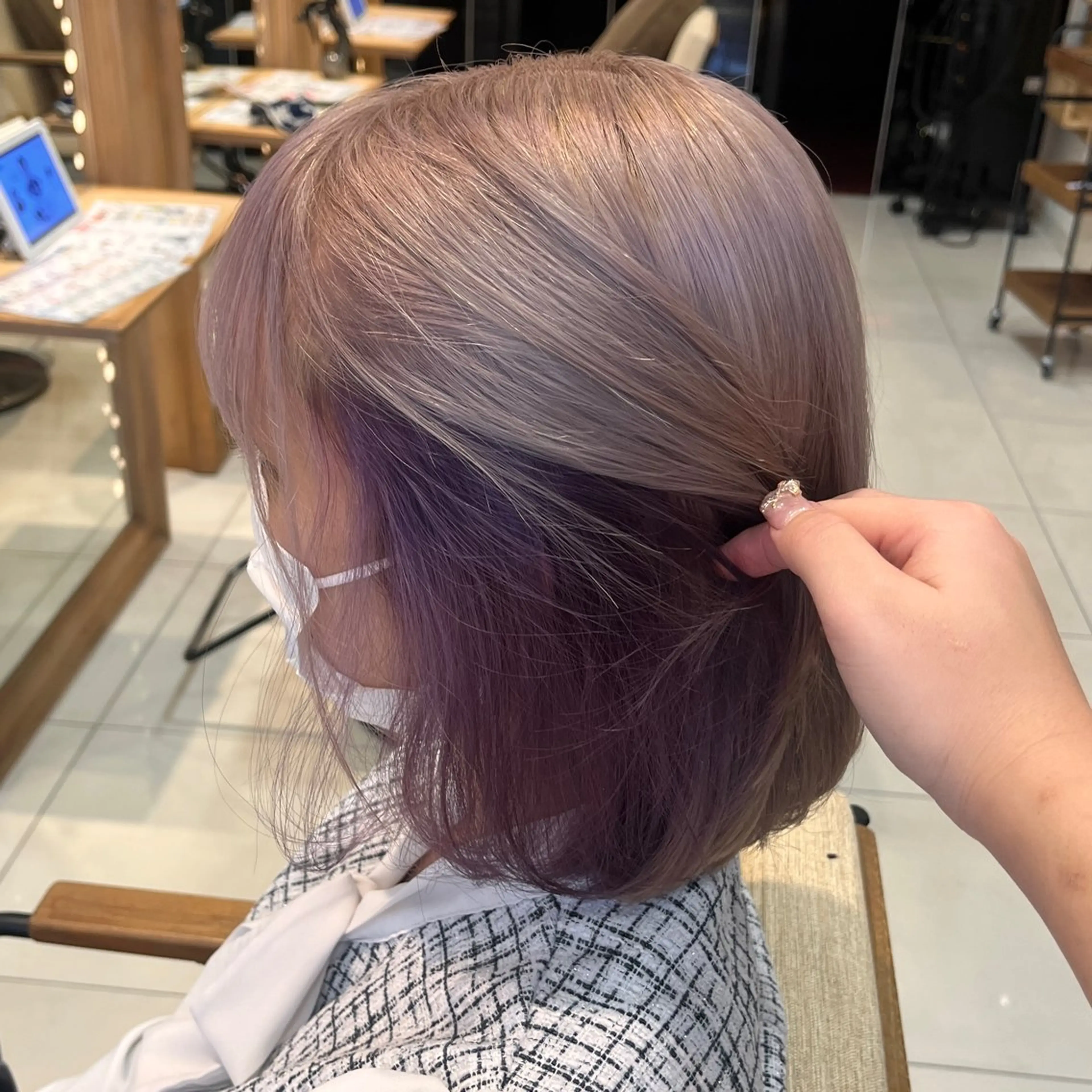 ショート カラー ベージュカラー ブリーチ ホワイトベージュ ヘアカラー mitsuki🎀 ブリーチ/エクステのヘアスタイル