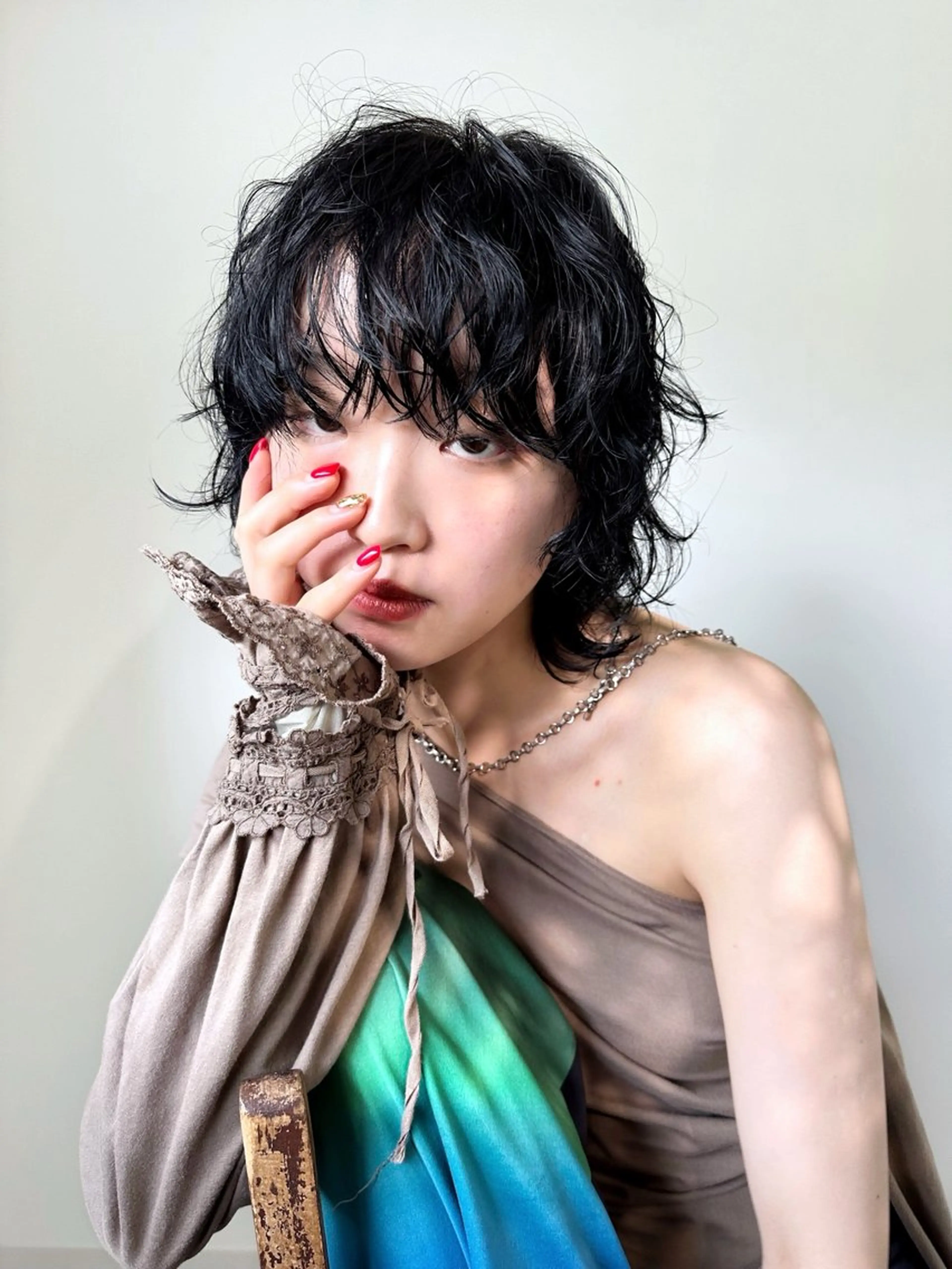 ミディアム パーマ ミディアムパーマ ウルフカット カット パーマ トリートメント パーマ /レイヤー 榛地渉馬 /矢場町のヘアスタイル