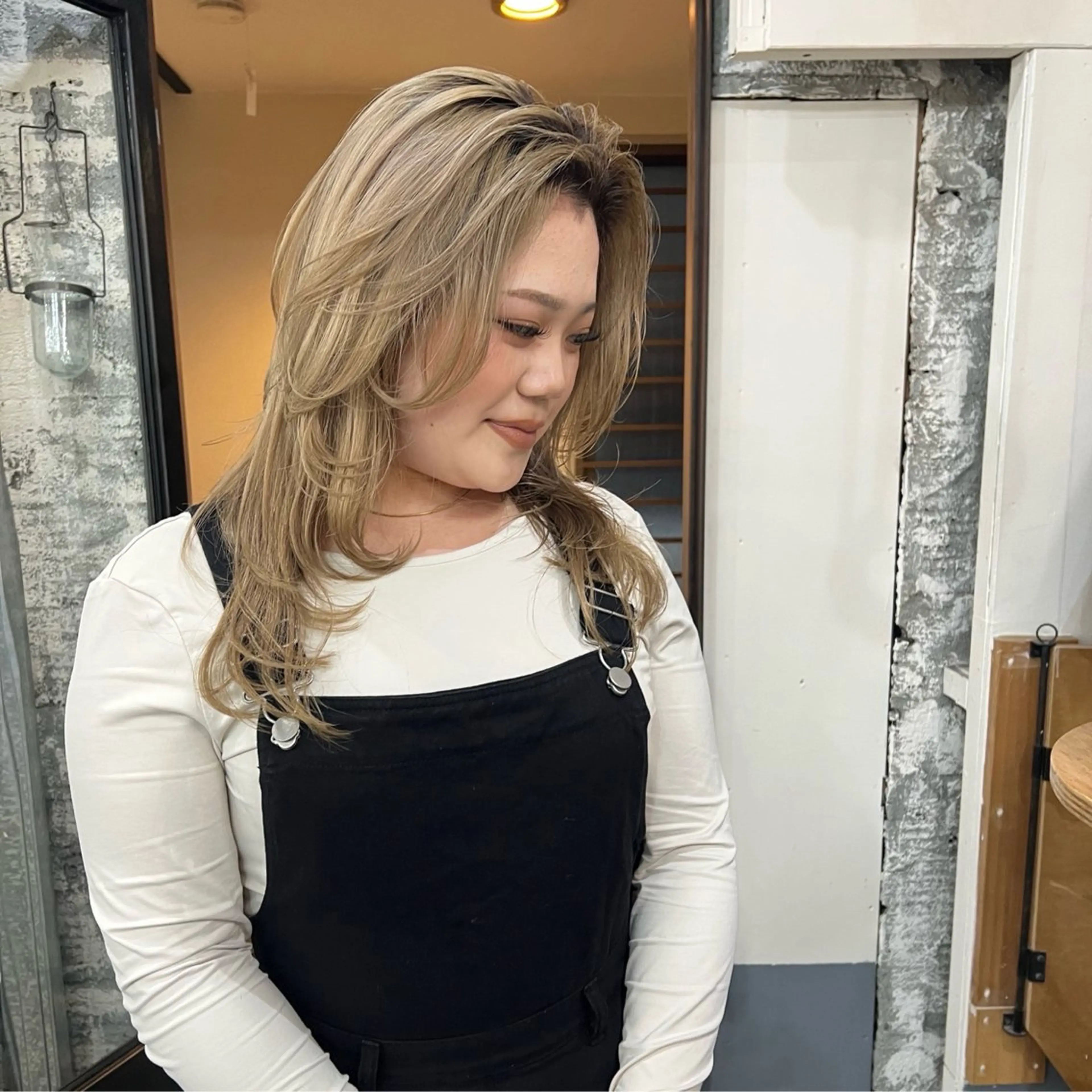 セミロング 🌈いけだ あみ🌷のヘアスタイル