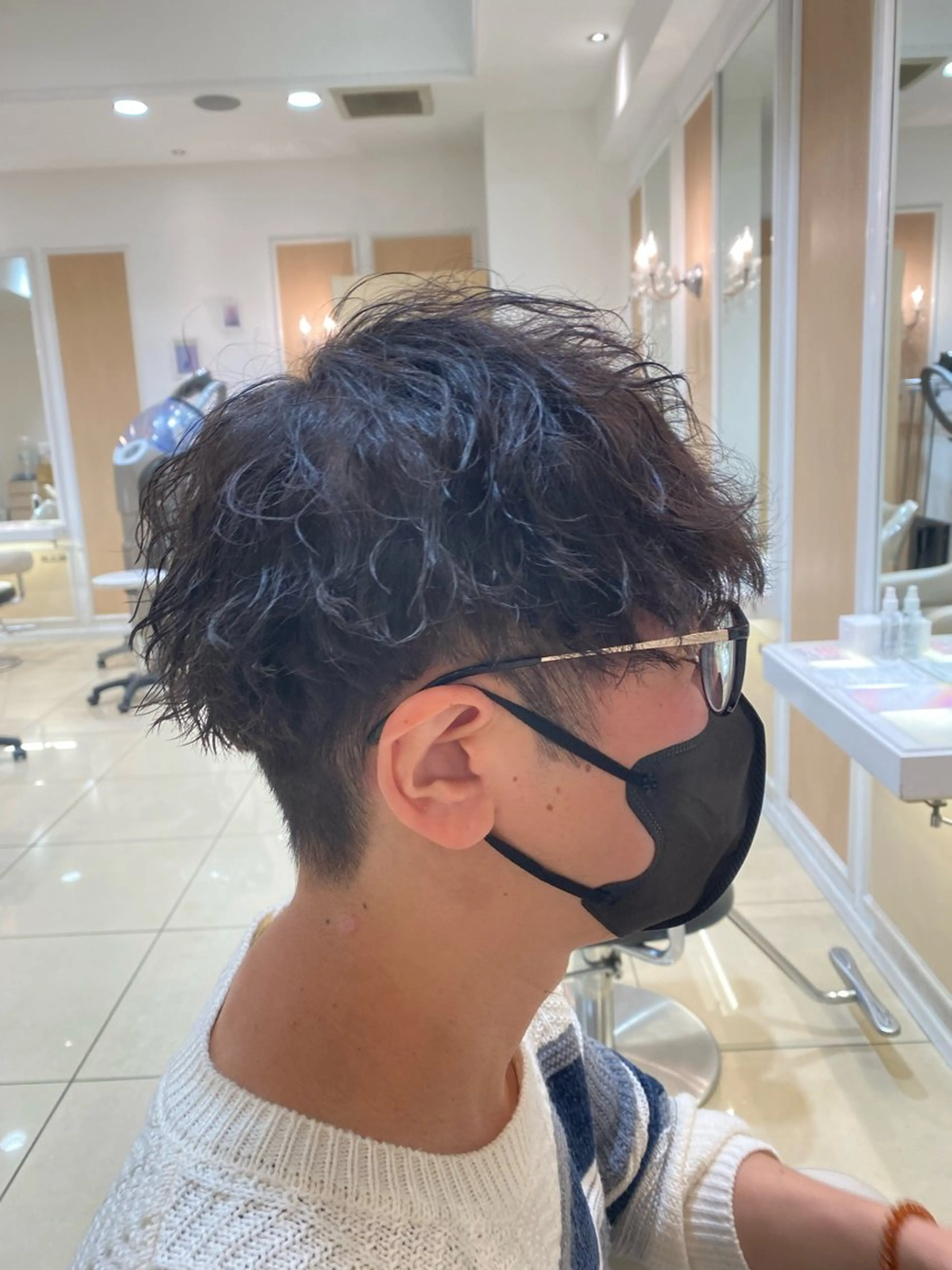 ショート パーマ メンズ カット パーマ メンズ特化型美容師 栗山勇人のヘアスタイル