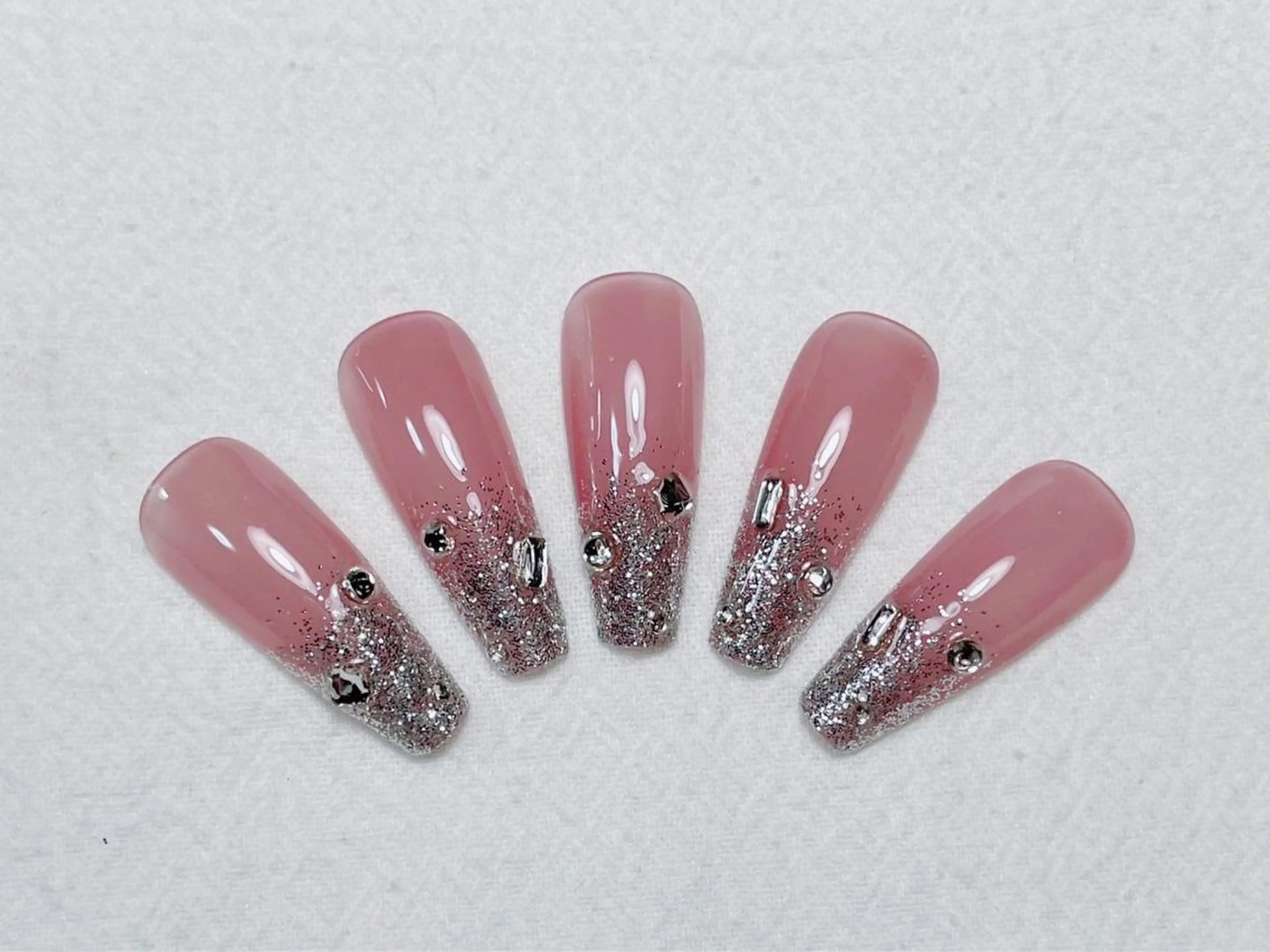 ネイル lucky nail 歌舞伎町のネイルデザイン