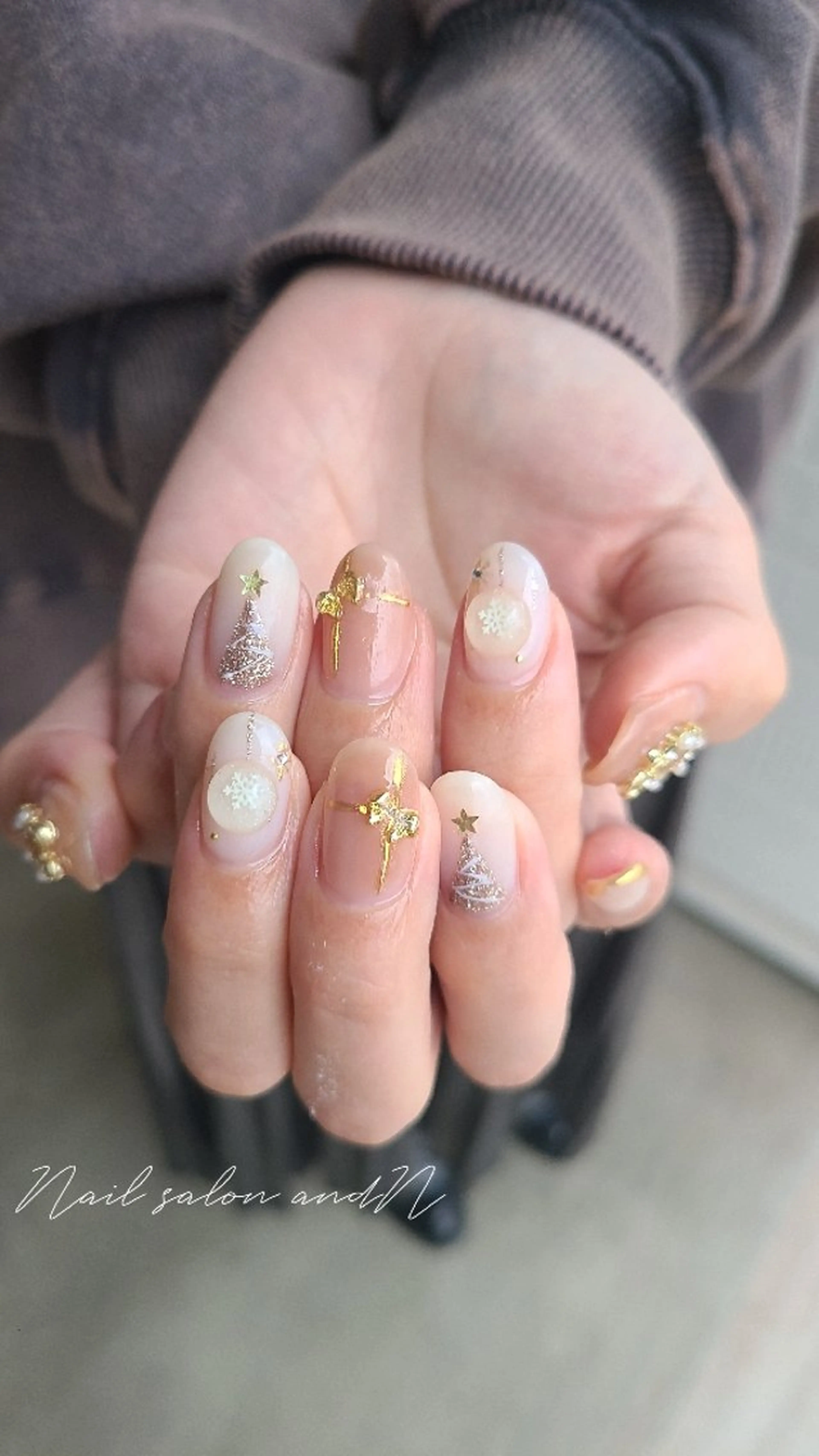 ネイル and Nのネイルデザイン