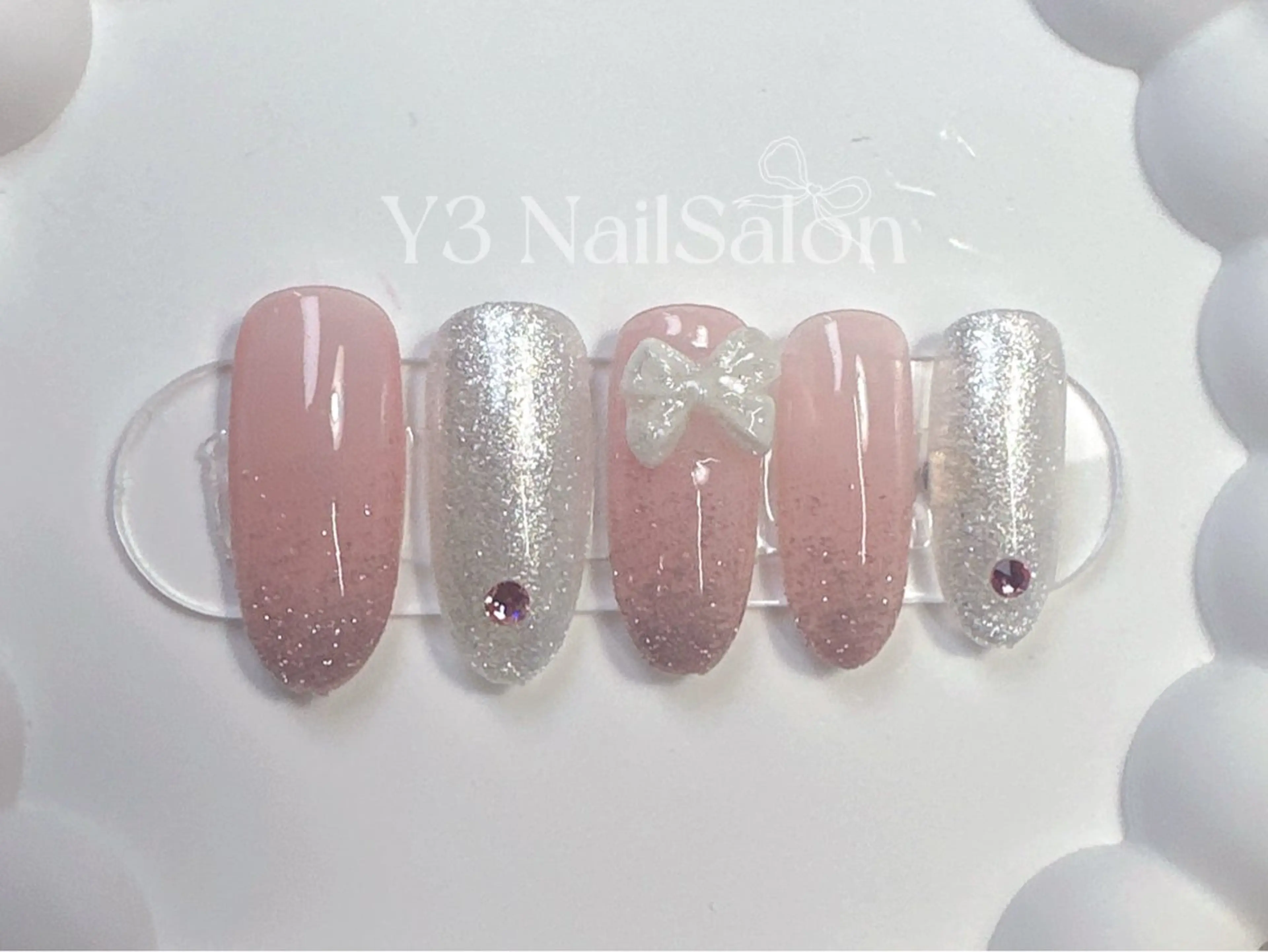 ネイル フラッシュネイル ピンク 春ネイル ハンドネイル Y3 NailSalonのネイルデザイン