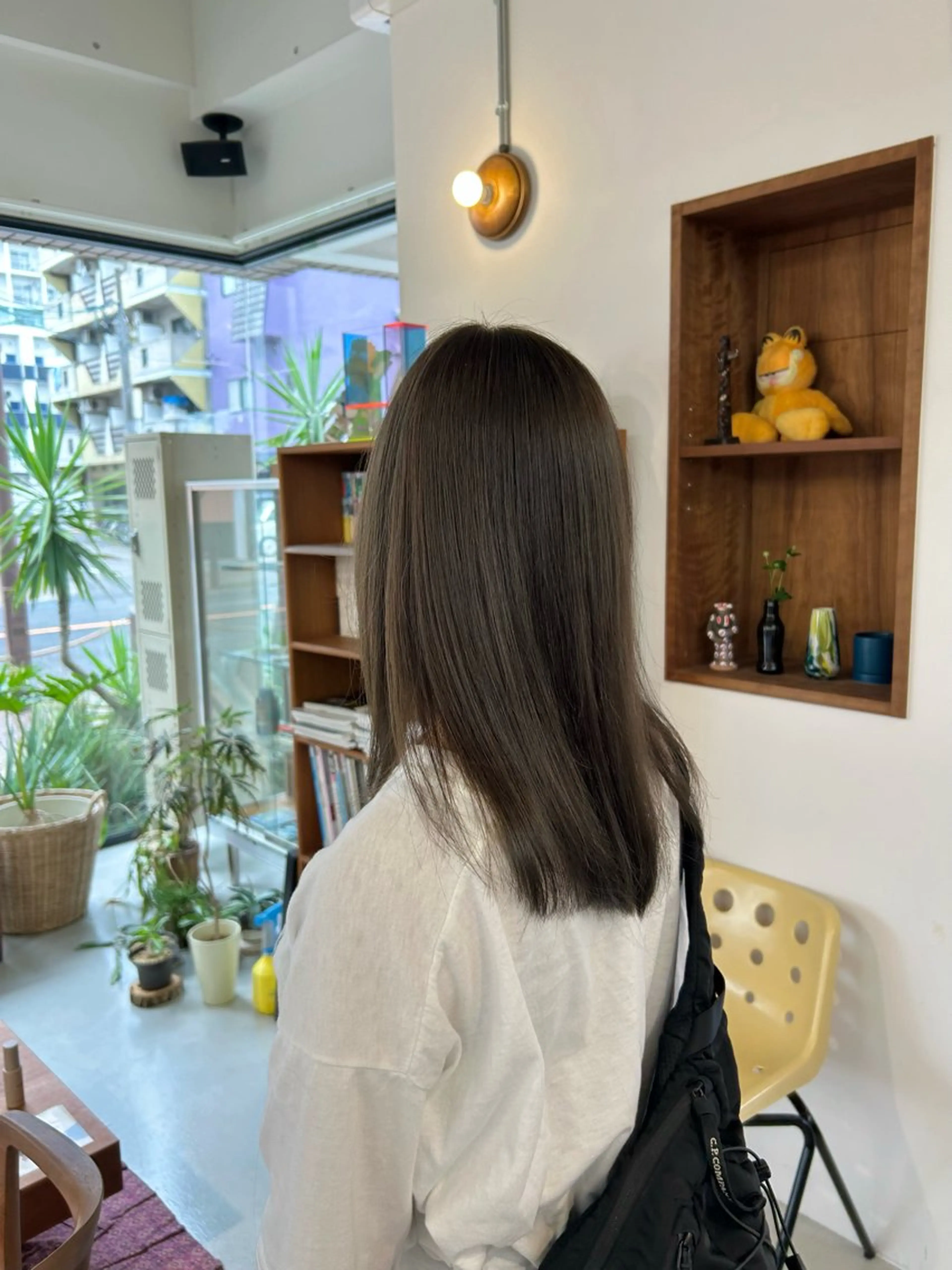 カラー ベージュカラー オリーブベージュ 藤原 あかりのヘアスタイル
