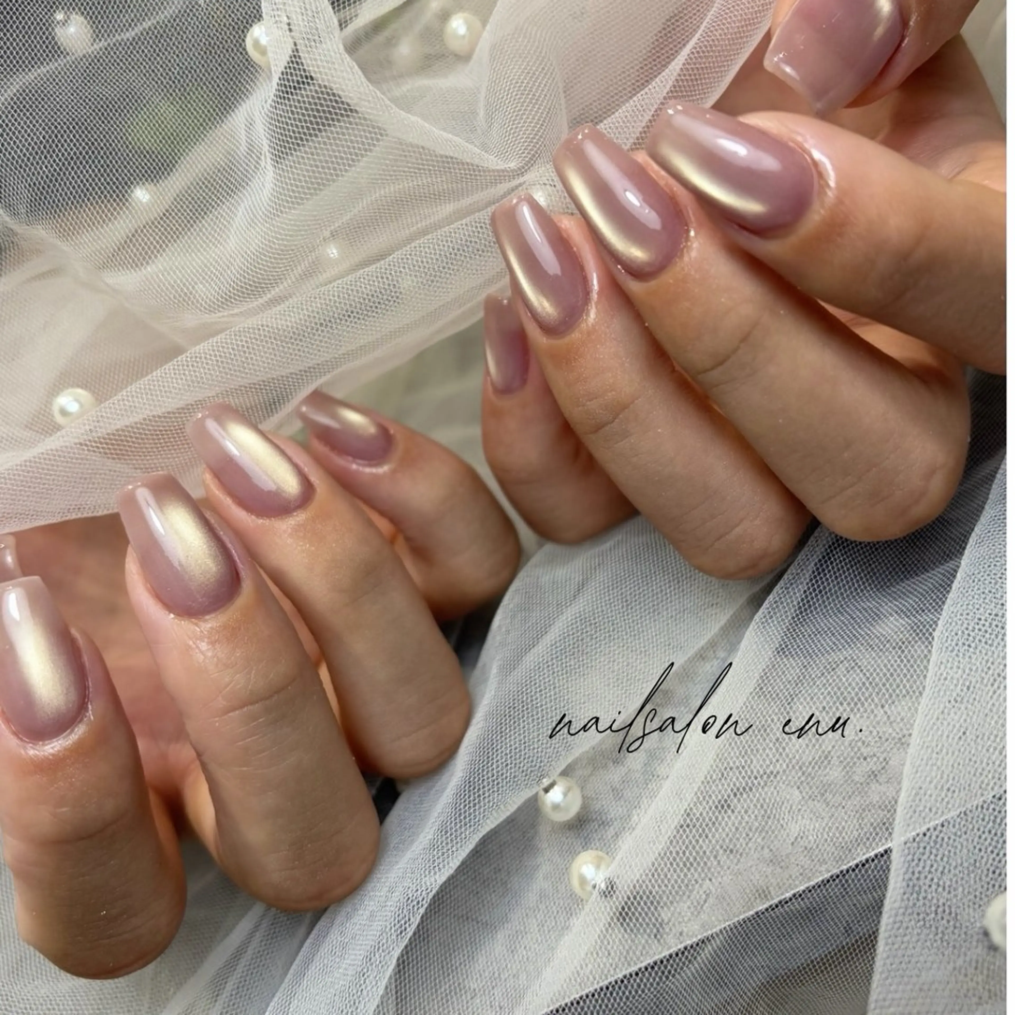 ネイル マグネットネイル マグネットワンカラー ワンカラーネイル nailsalon enu.　miyuのネイルデザイン