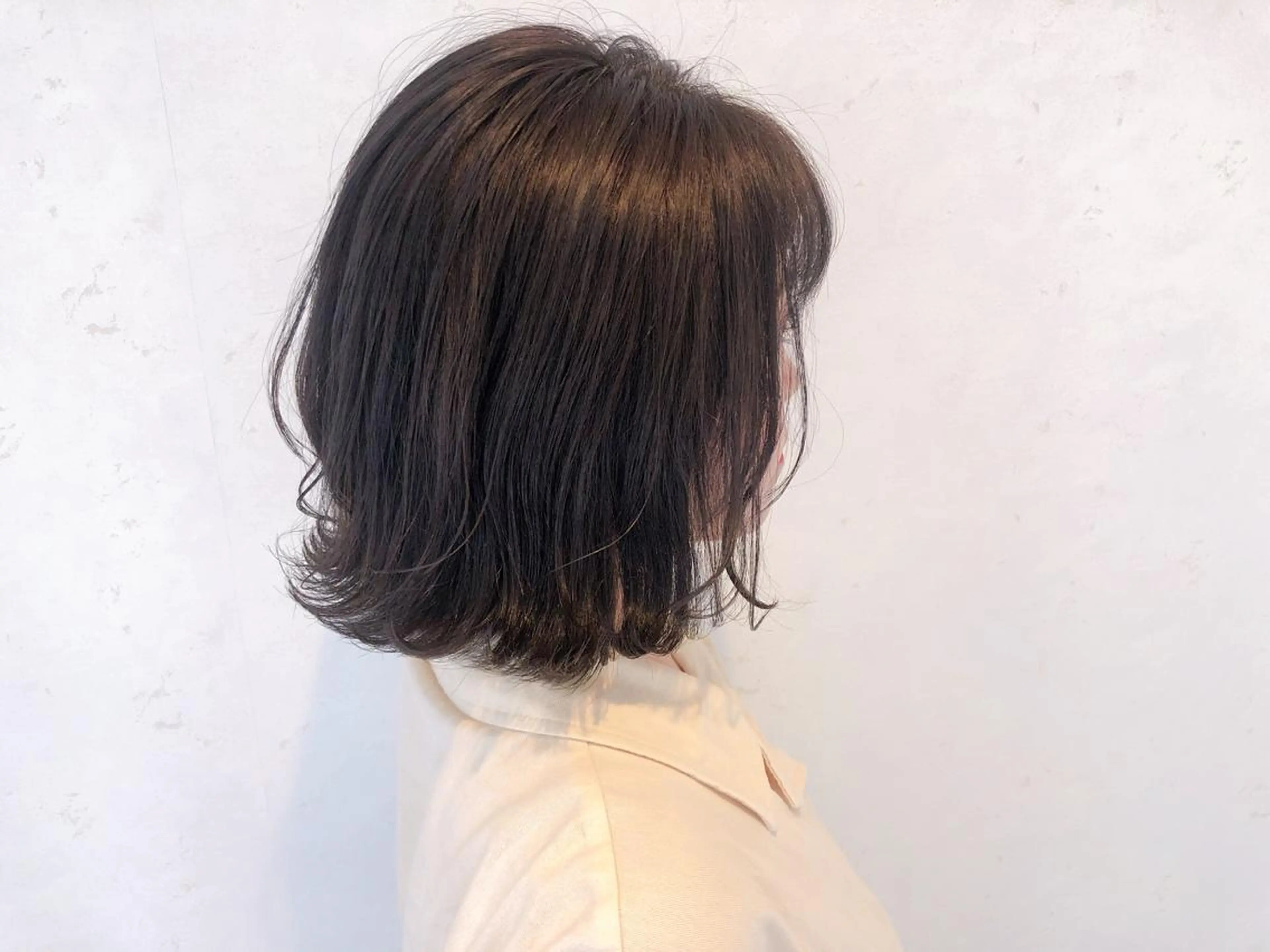 ミディアム カラー 伊藤 さやかのヘアスタイル