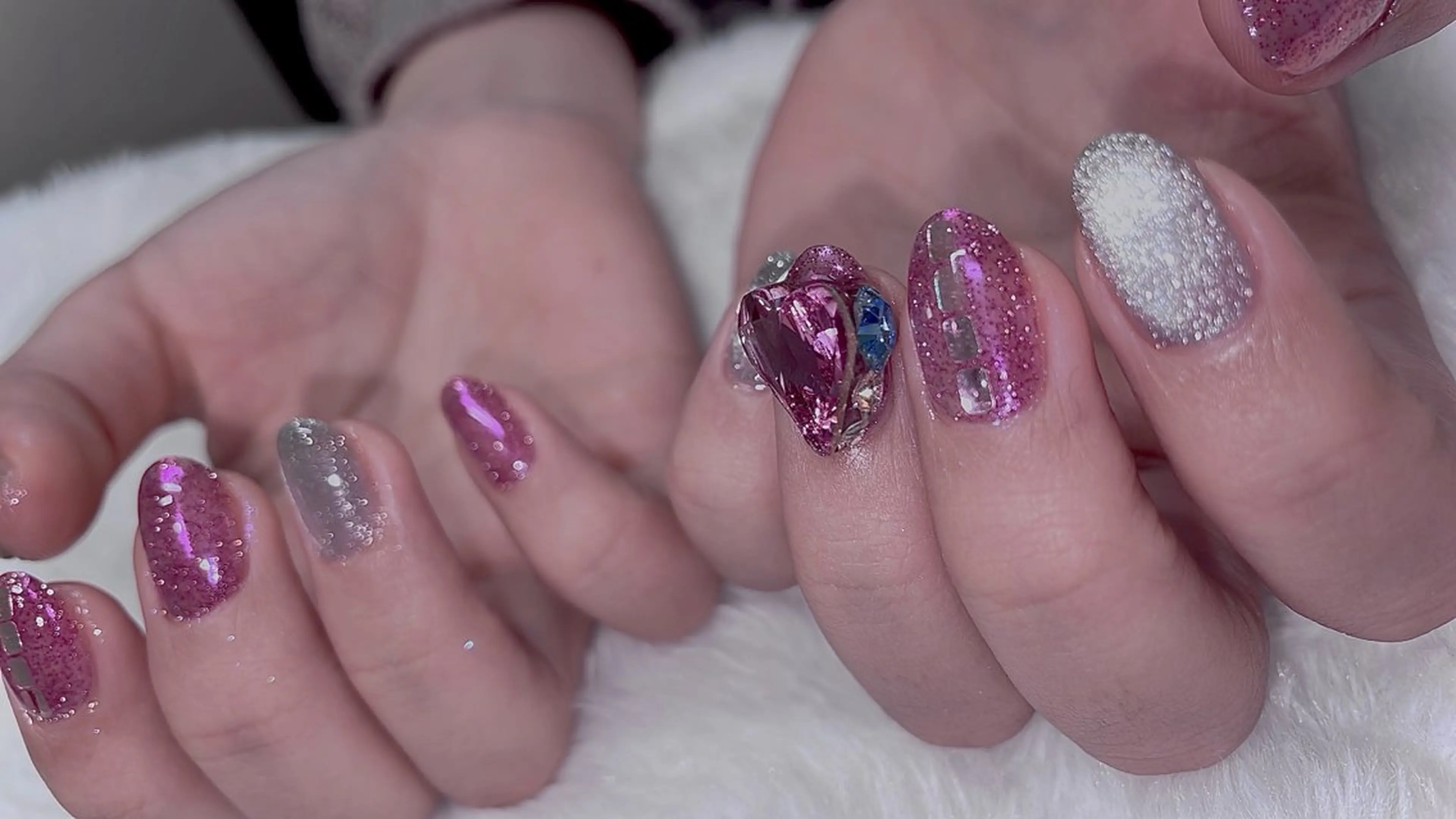 ネイル ハート Spiky とうげ ふうかのネイルデザイン