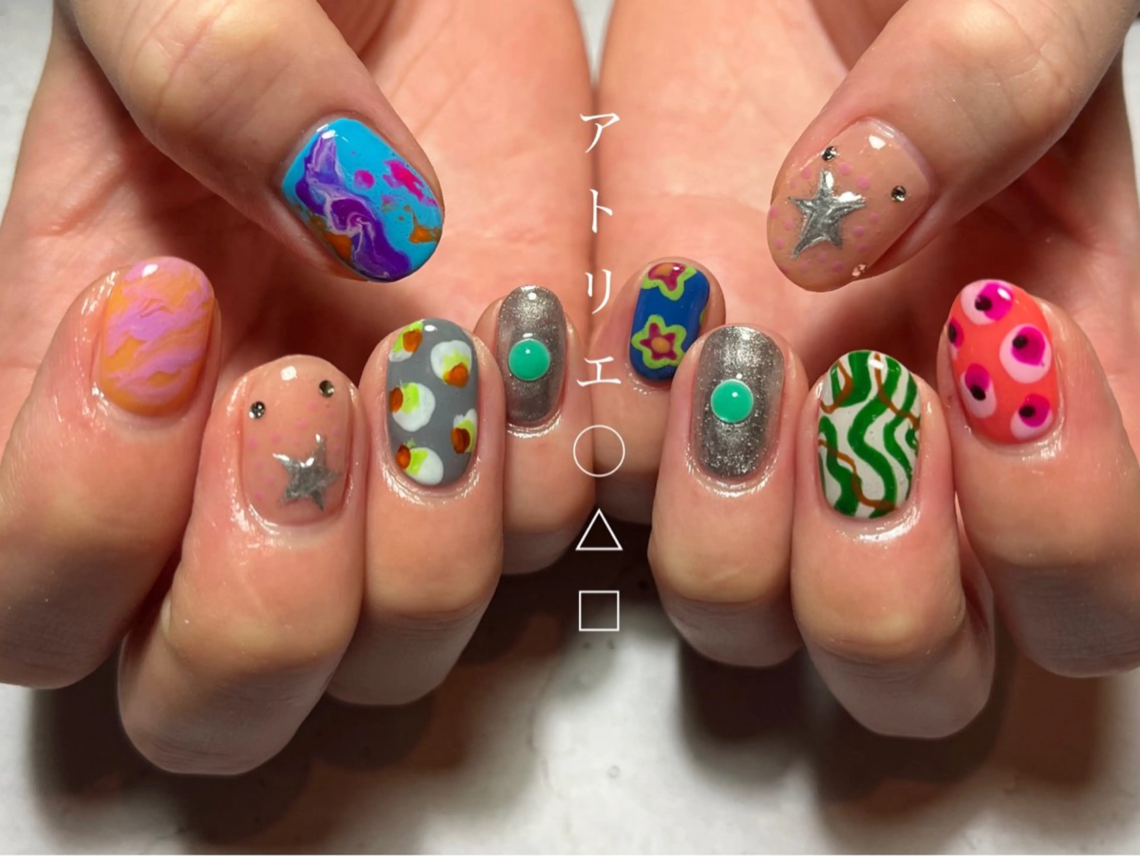 ネイル ハンドネイル アトリエ ○△□のネイルデザイン